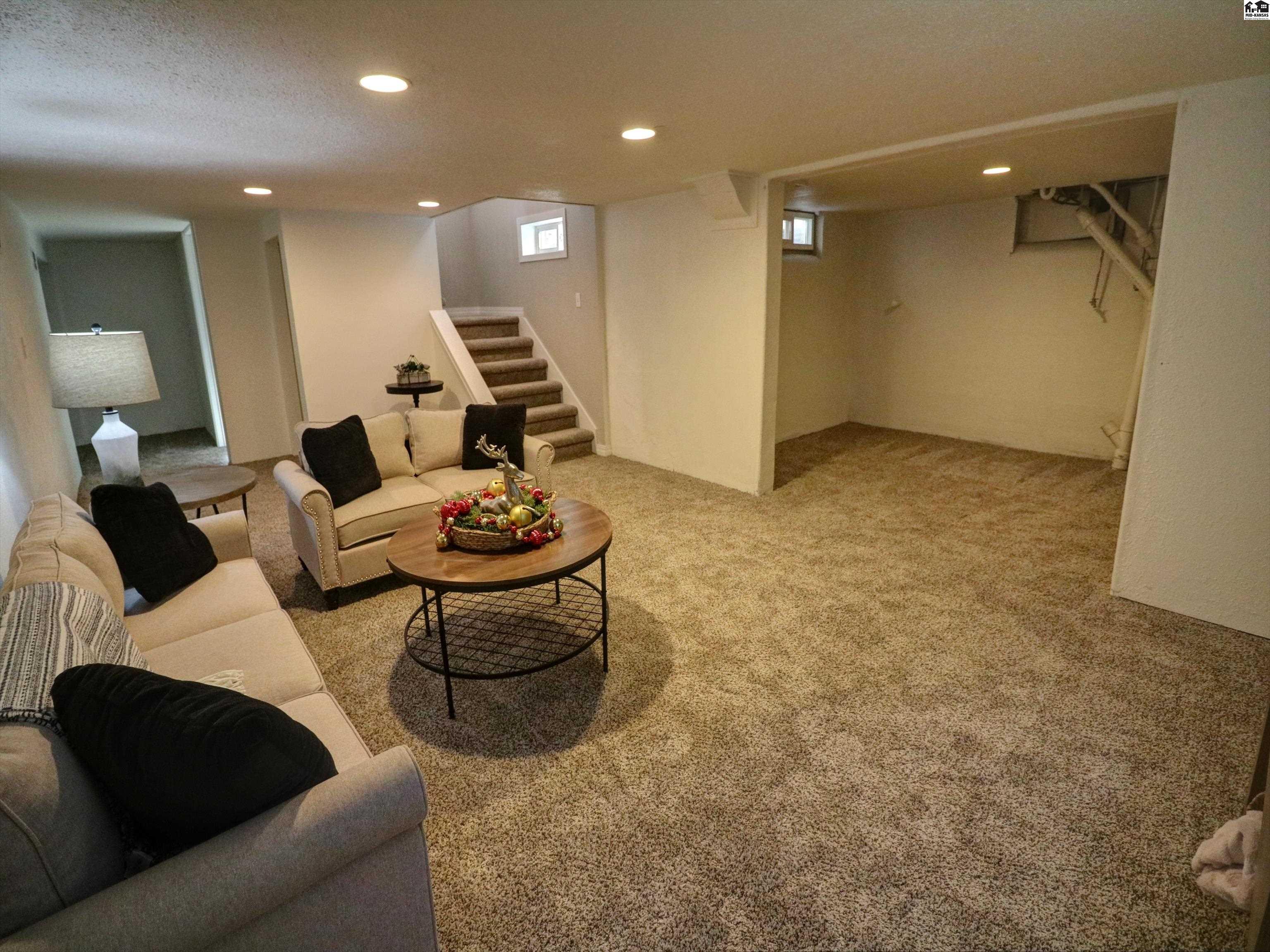 805 Columbus Avenue Newton KS 67114