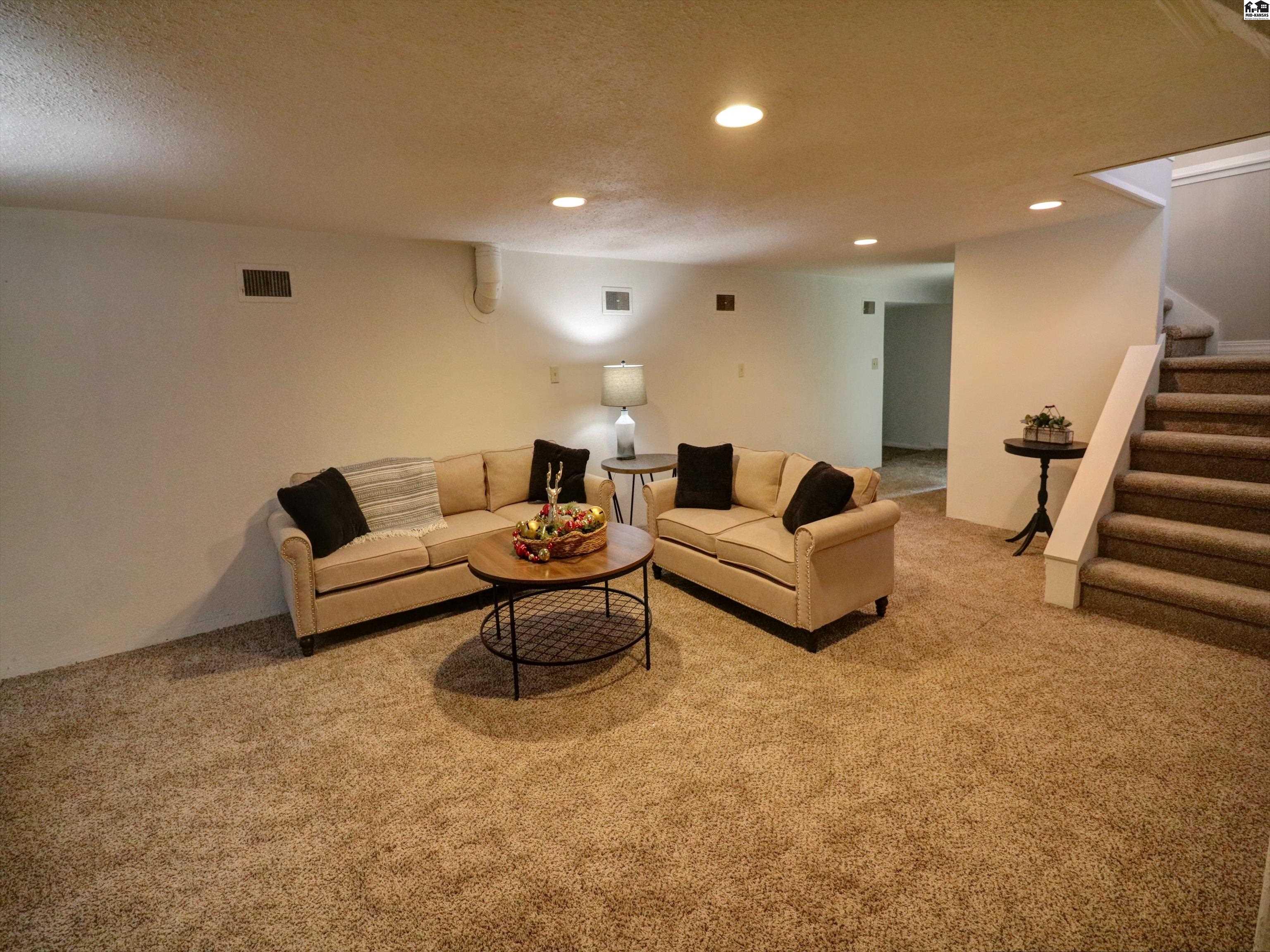 805 Columbus Avenue Newton KS 67114