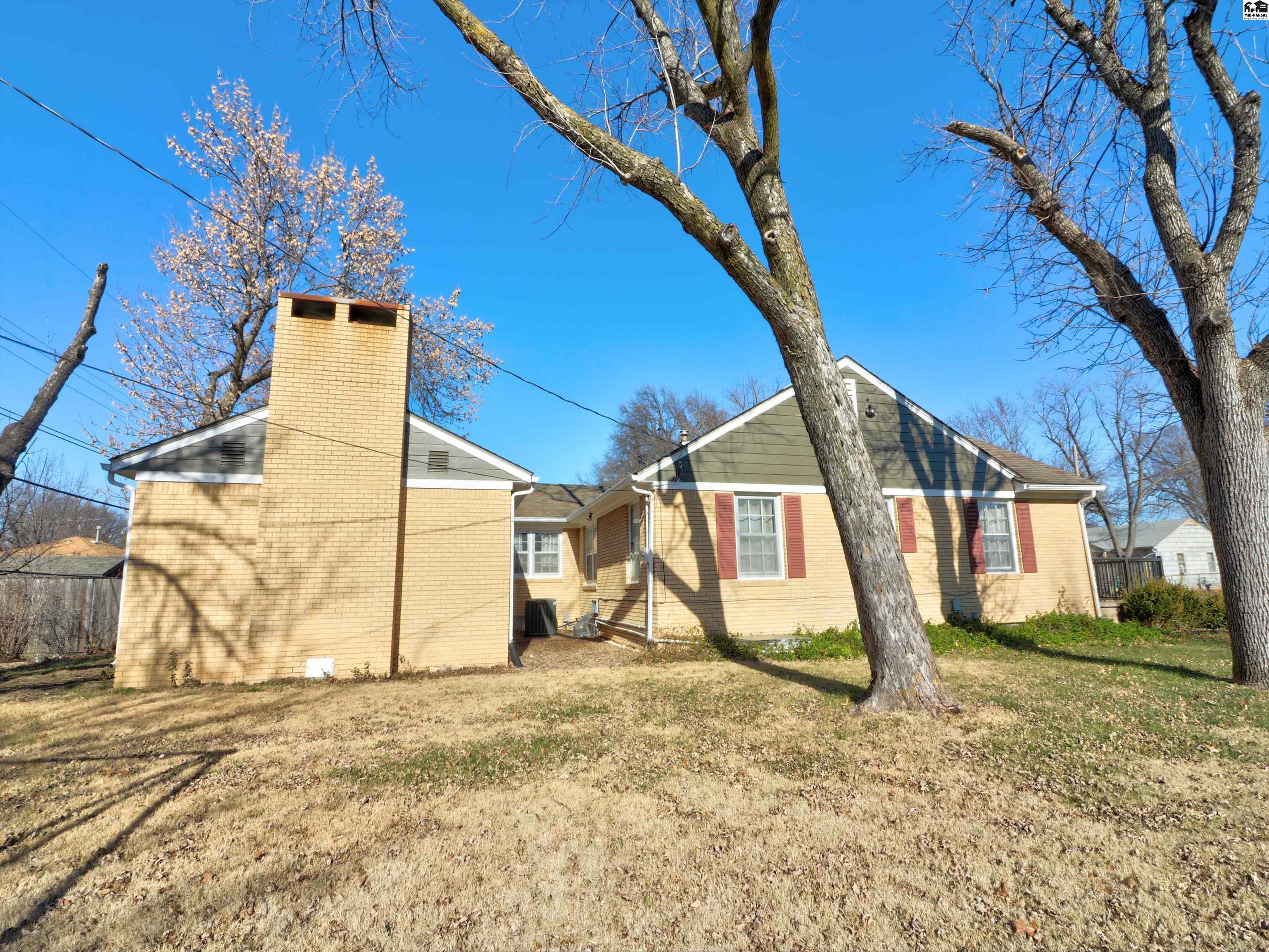 805 Columbus Avenue Newton KS 67114