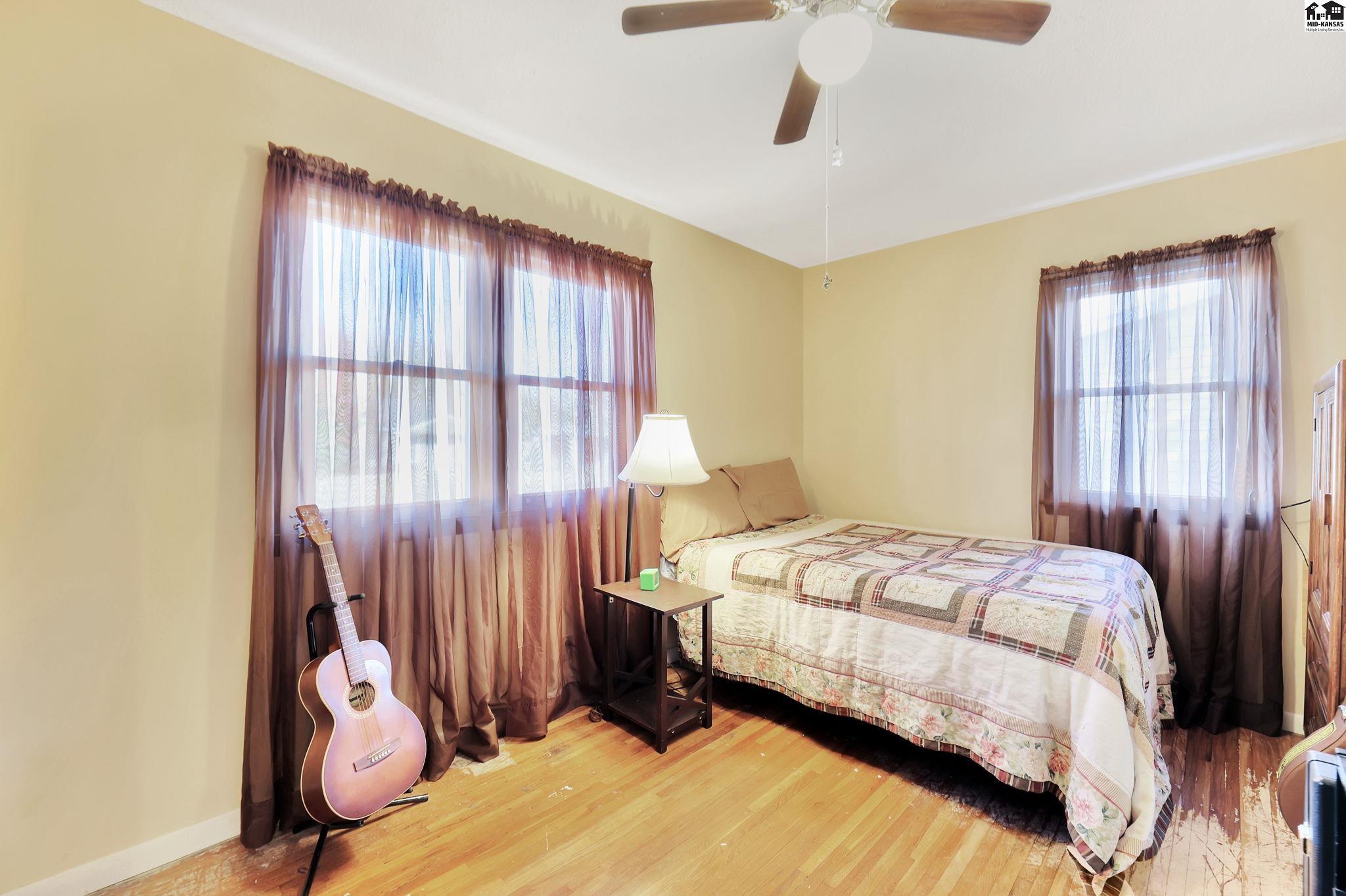 915 E 11th Avenue Hutchinson KS 67501