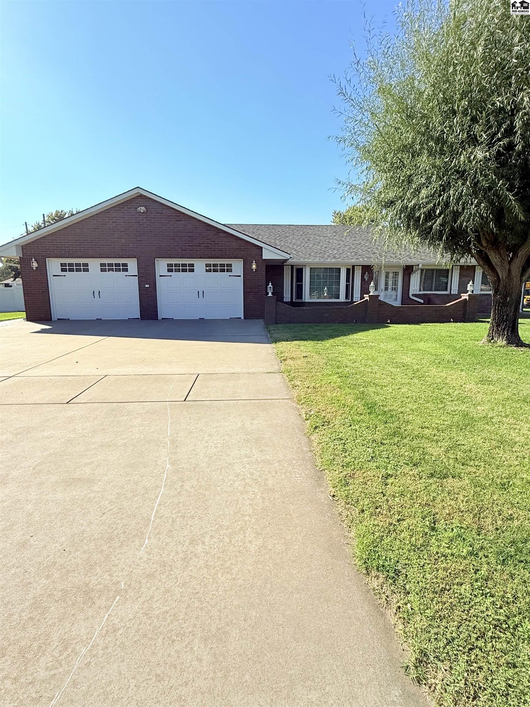 3405 N Severance Street Hutchinson KS 67502