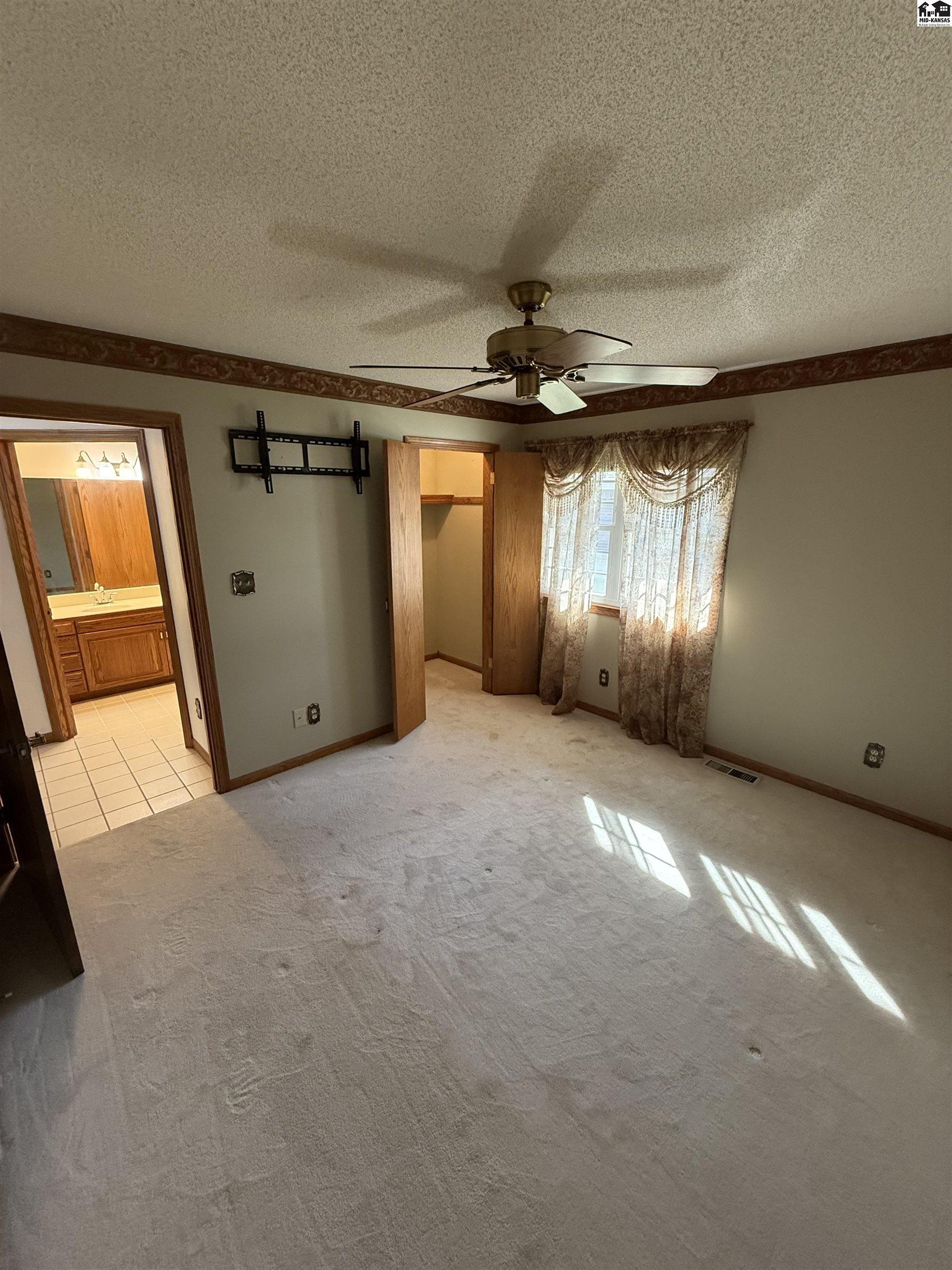 3405 N Severance Street Hutchinson KS 67502