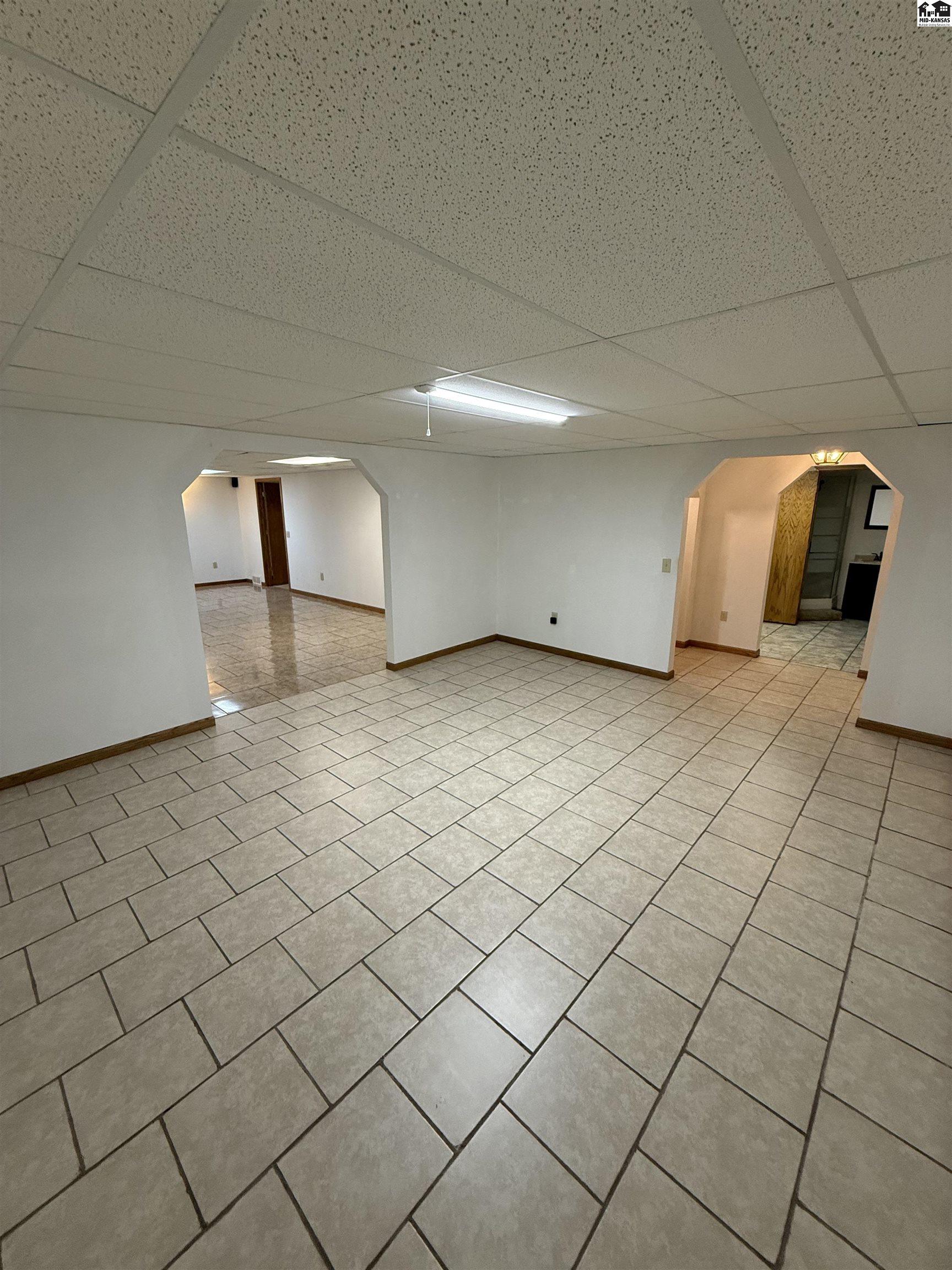 3405 N Severance Street Hutchinson KS 67502