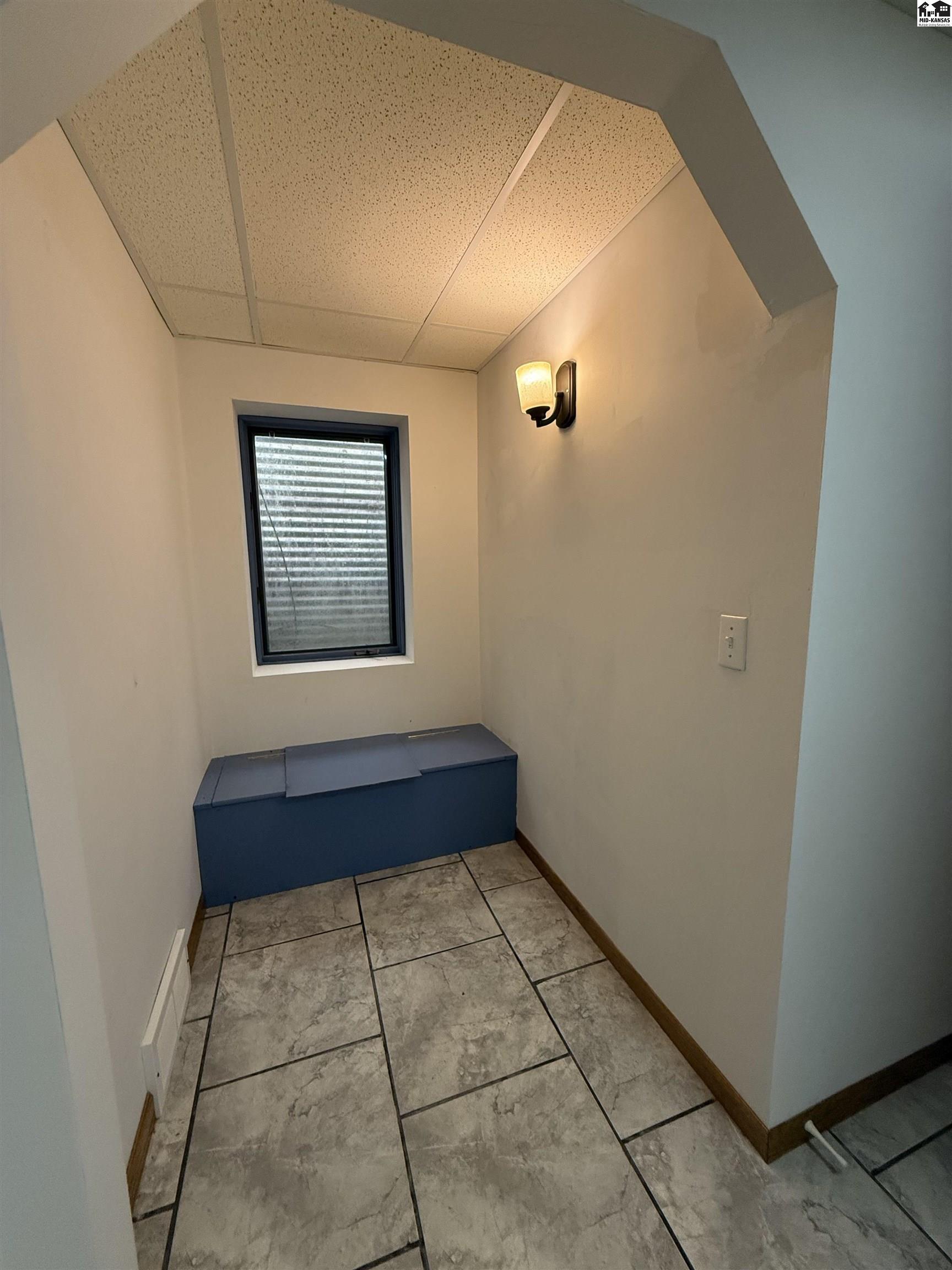 3405 N Severance Street Hutchinson KS 67502