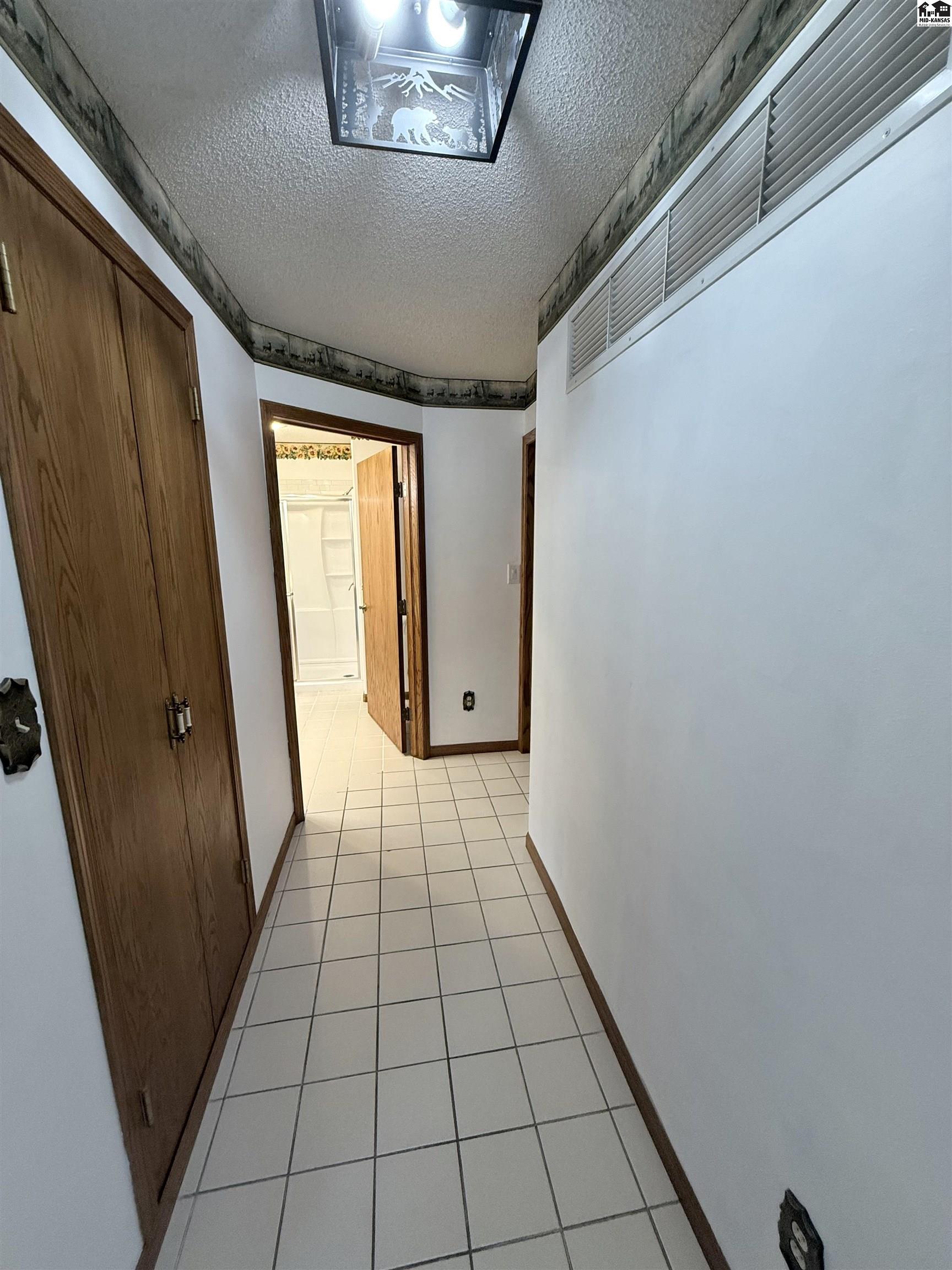 3405 N Severance Street Hutchinson KS 67502