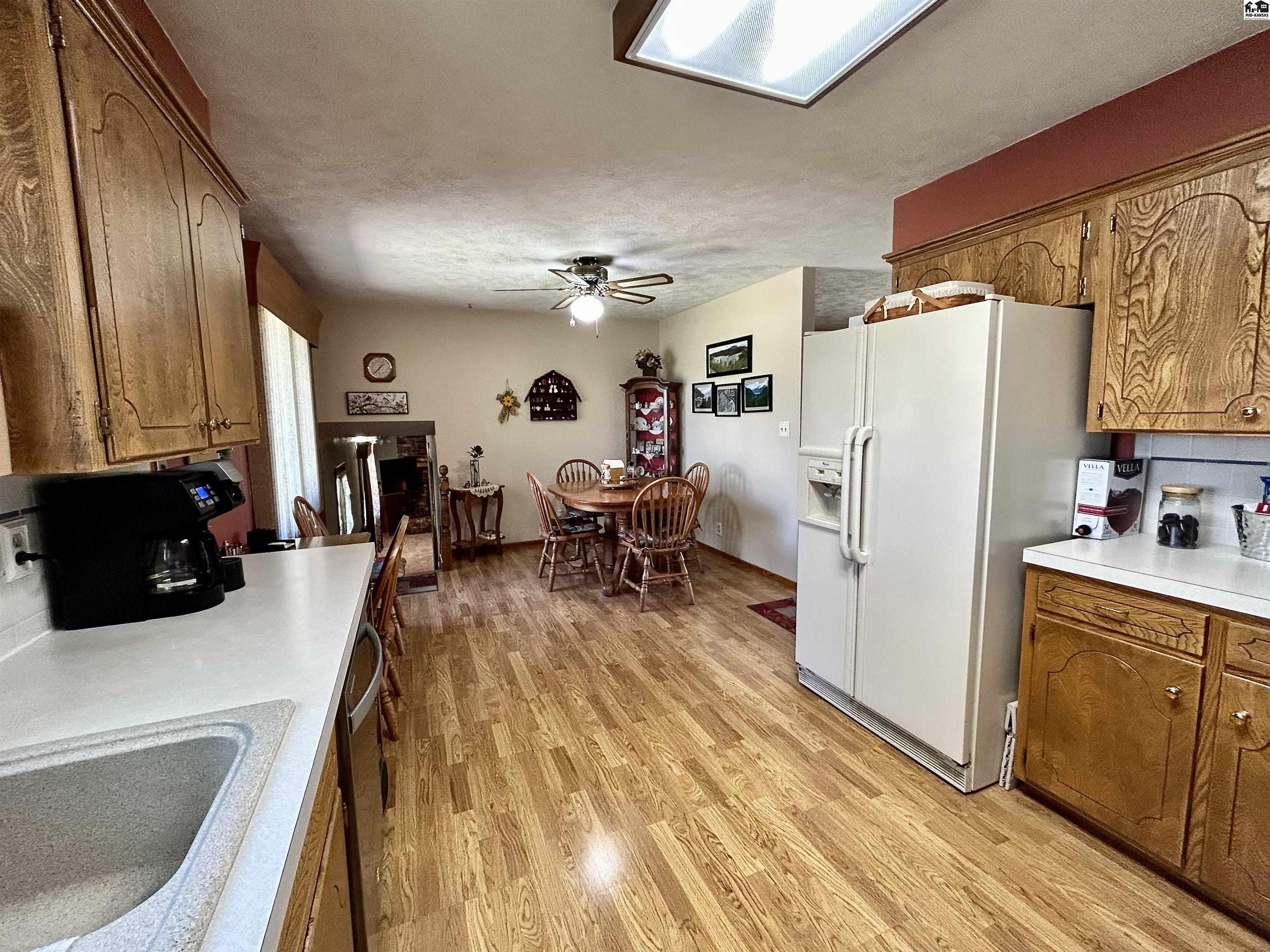 4102 Rowland Road Hutchinson KS 67502