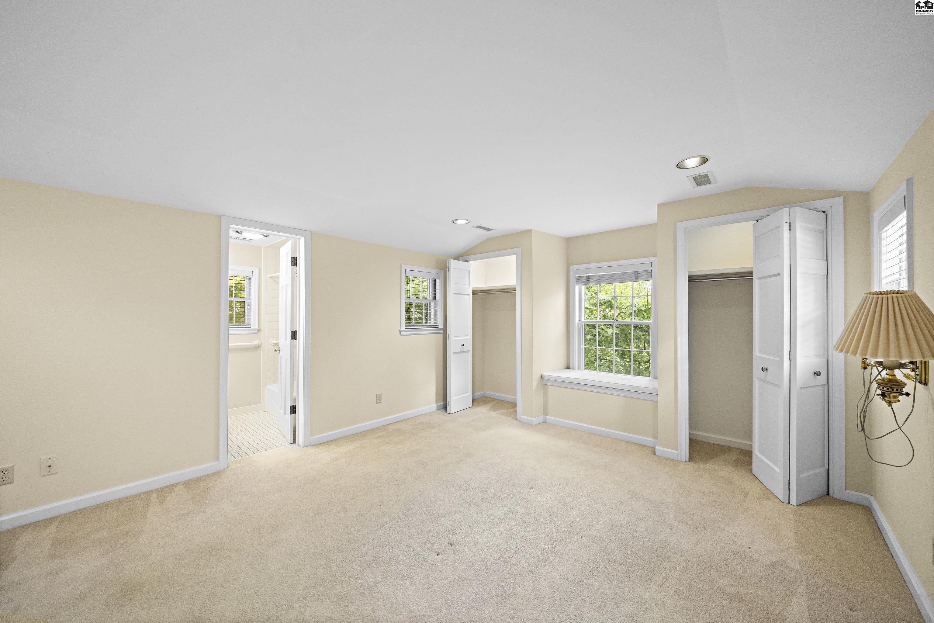 400 Hyde Park Drive Hutchinson KS 67502