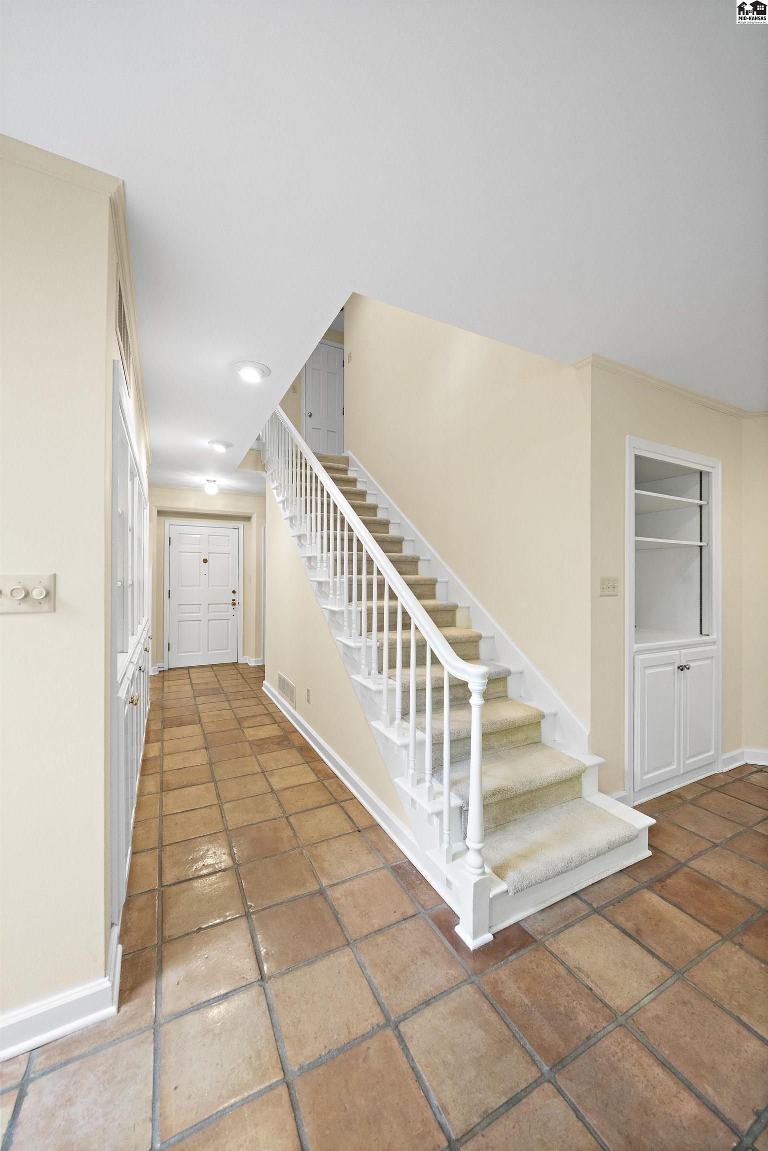 400 Hyde Park Drive Hutchinson KS 67502