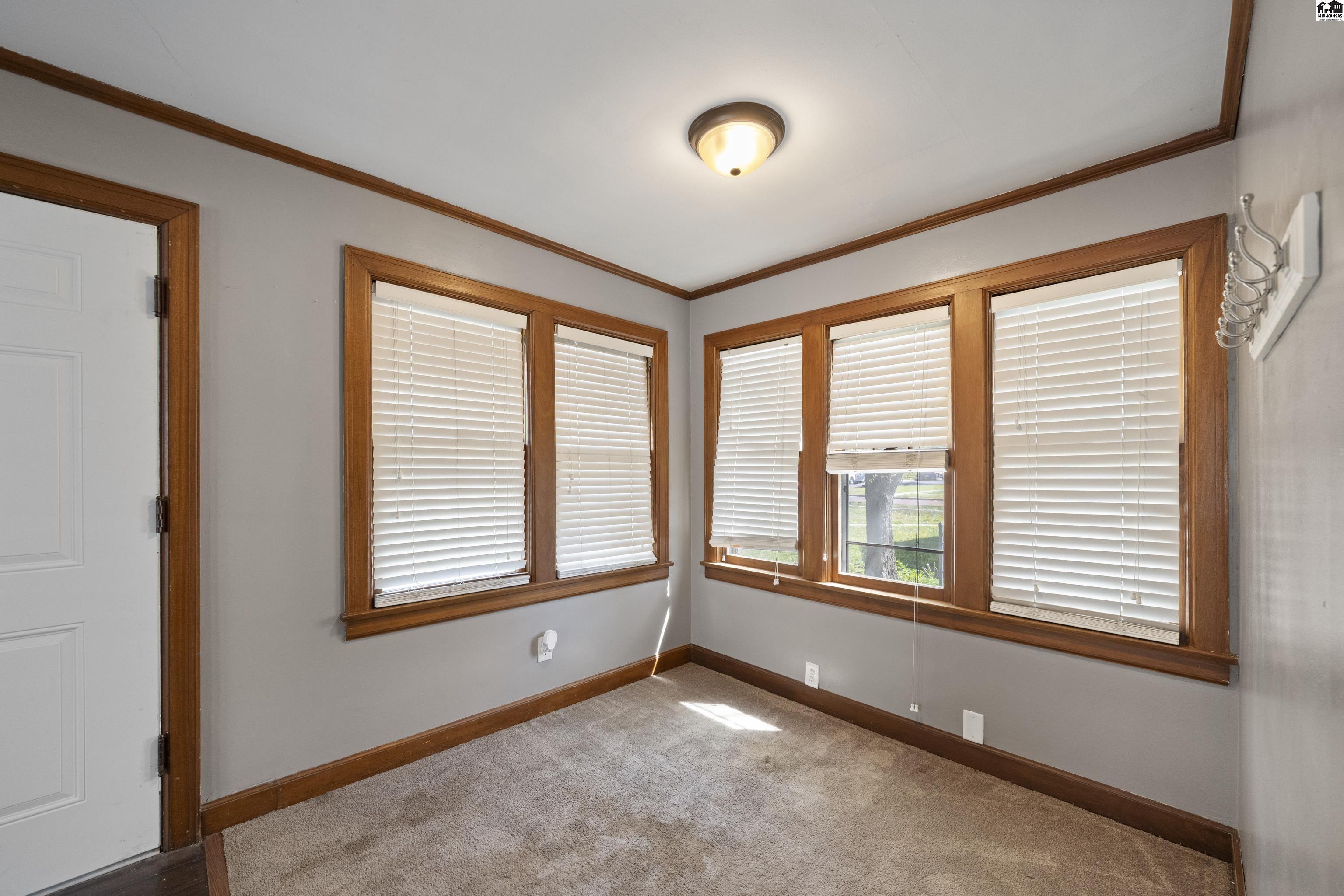 303 W 18th Avenue Hutchinson KS 67502