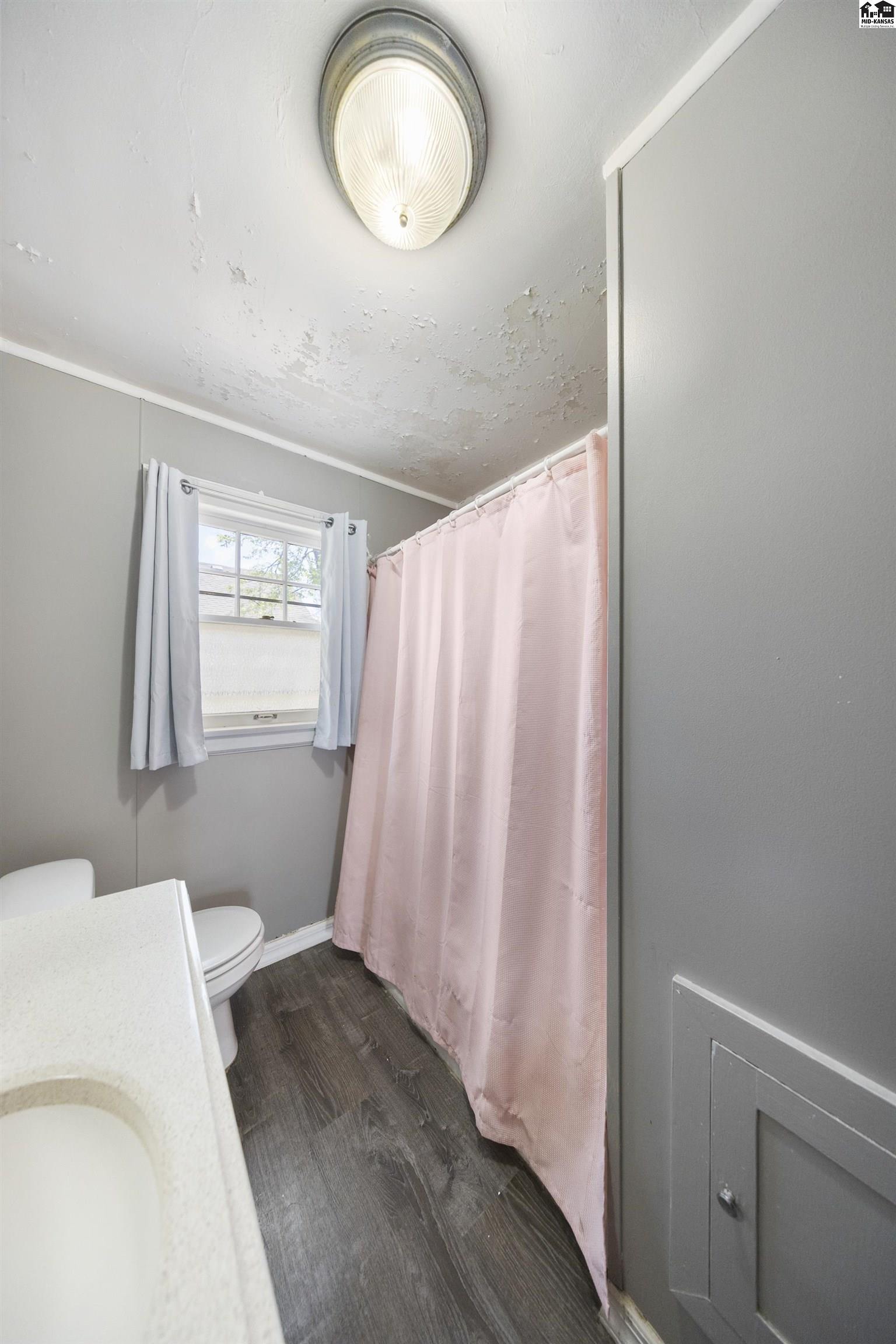 303 W 18th Avenue Hutchinson KS 67502