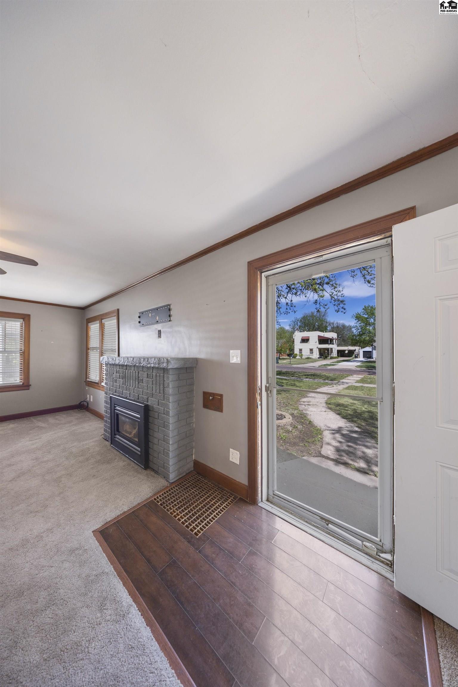 303 W 18th Avenue Hutchinson KS 67502