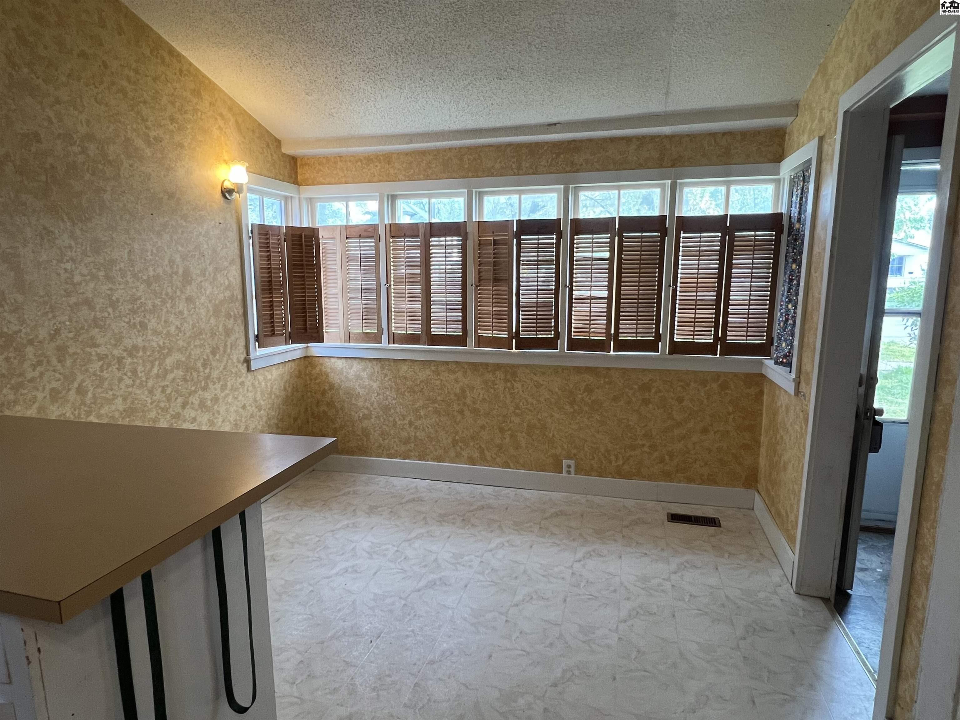 619 E Kansas Avenue Mcpherson KS 67460-0000