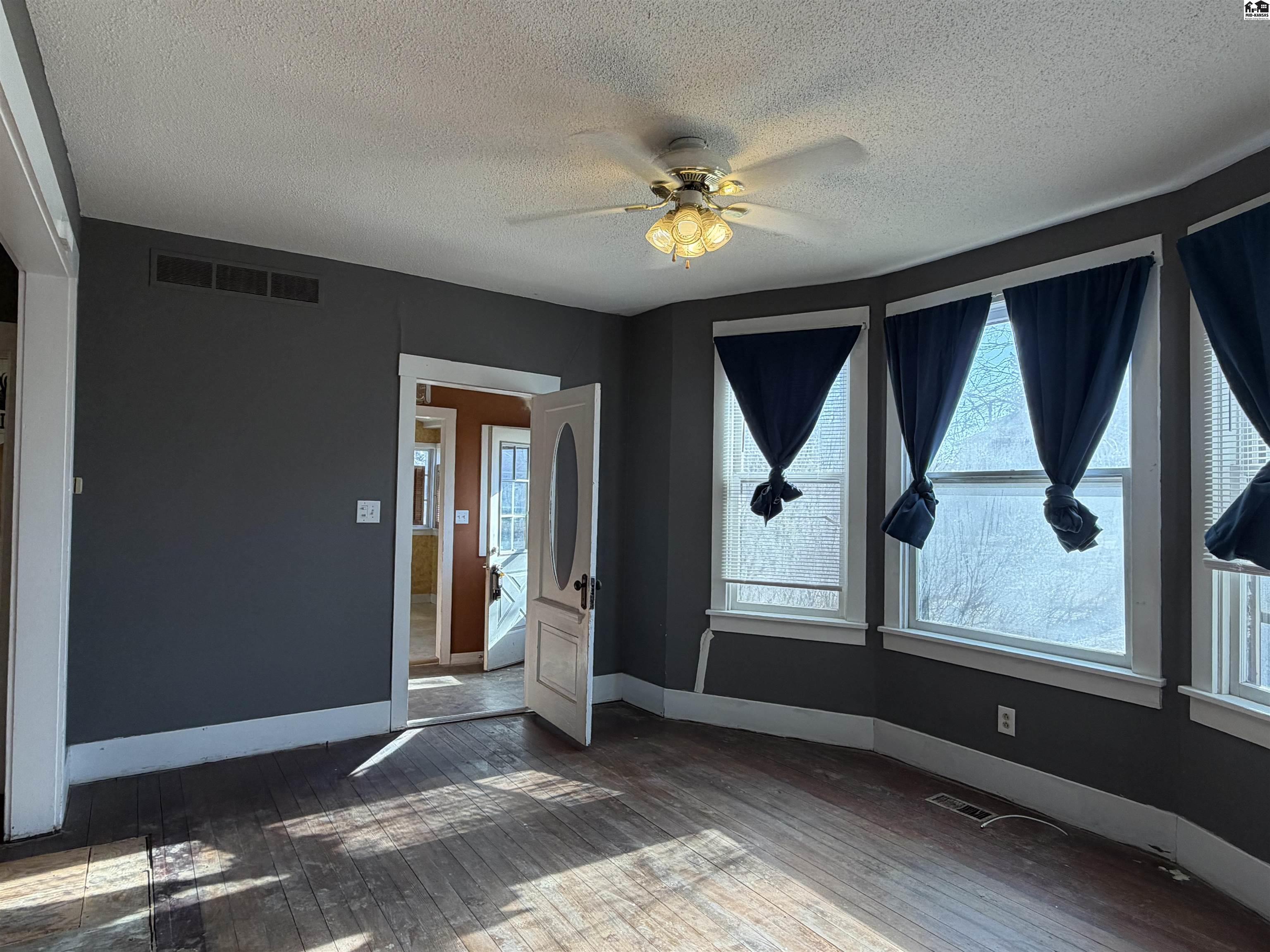 619 E Kansas Avenue Mcpherson KS 67460-0000