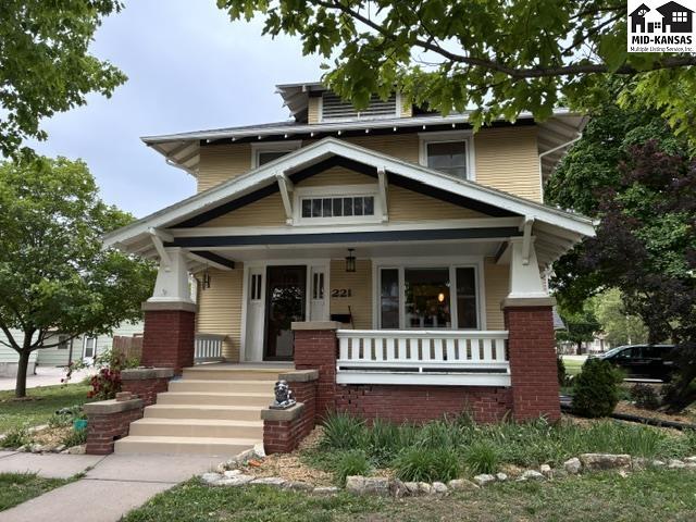 221 N Walnut Street Mcpherson KS 67460
