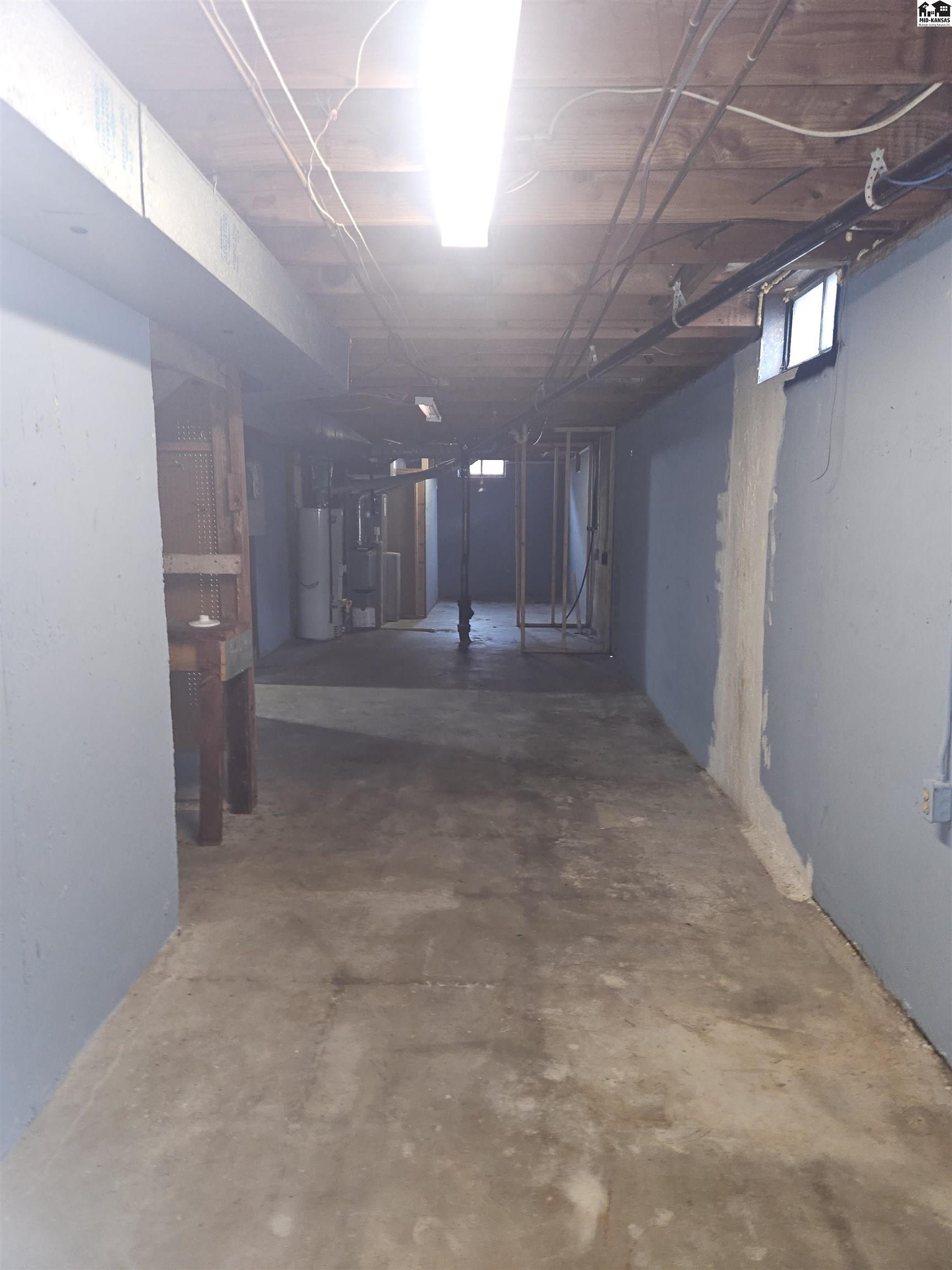 5829 Kenawee Street Bel Aire KS 67220