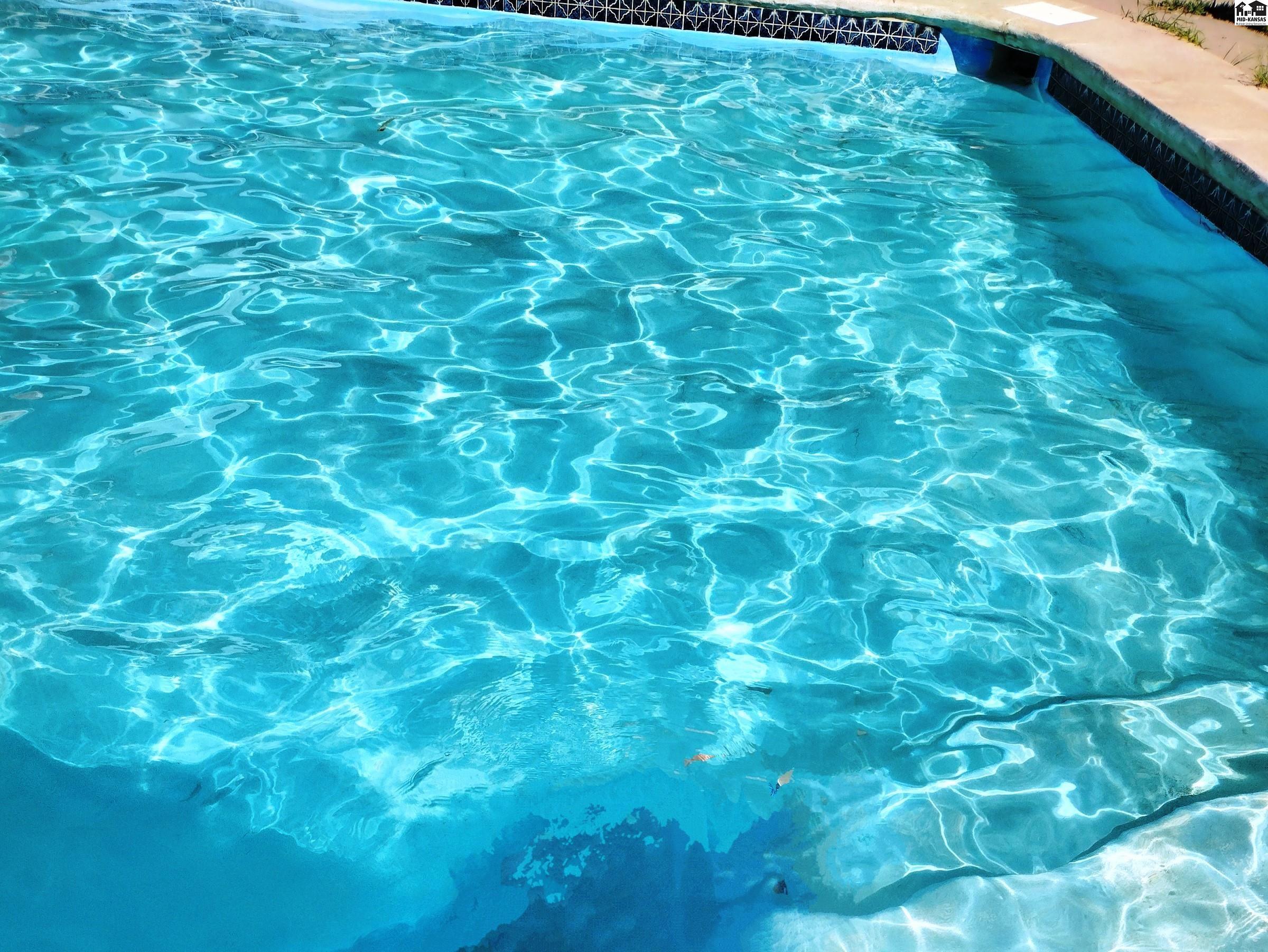 916 W 10th Street Newton KS 67114