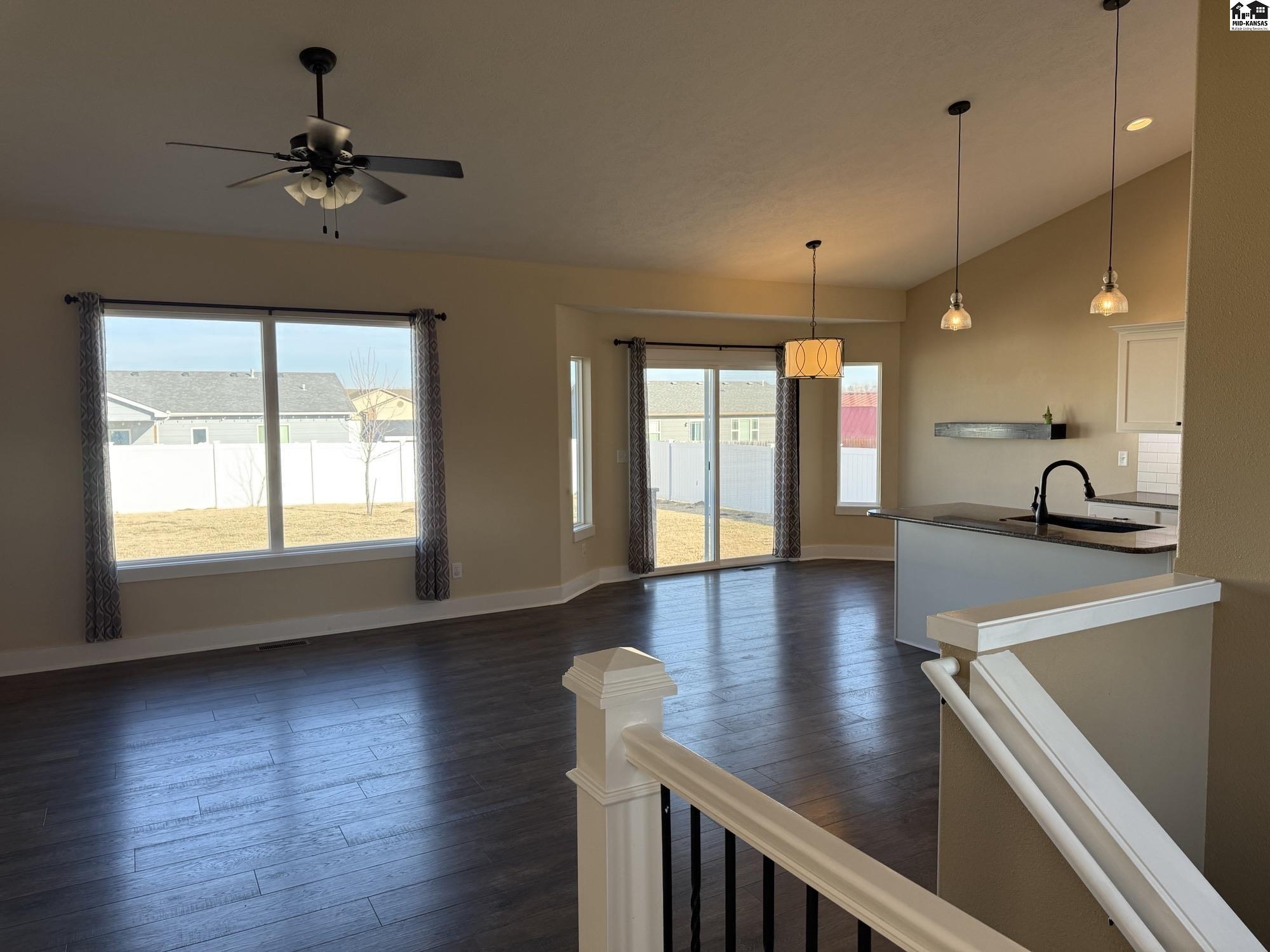 1008 Robert Street Hutchinson KS 67502