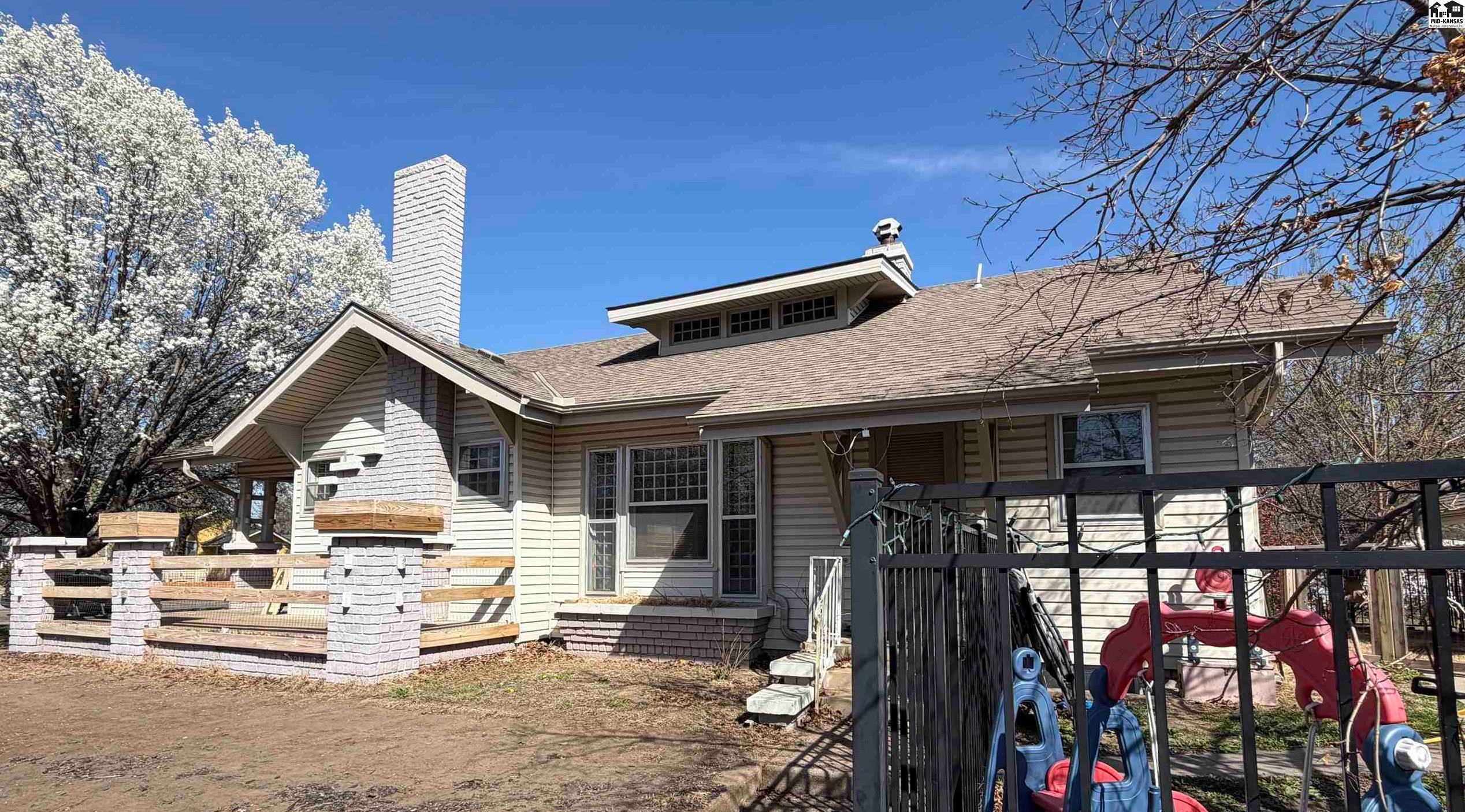 301 E 17th Avenue Hutchinson KS 67501