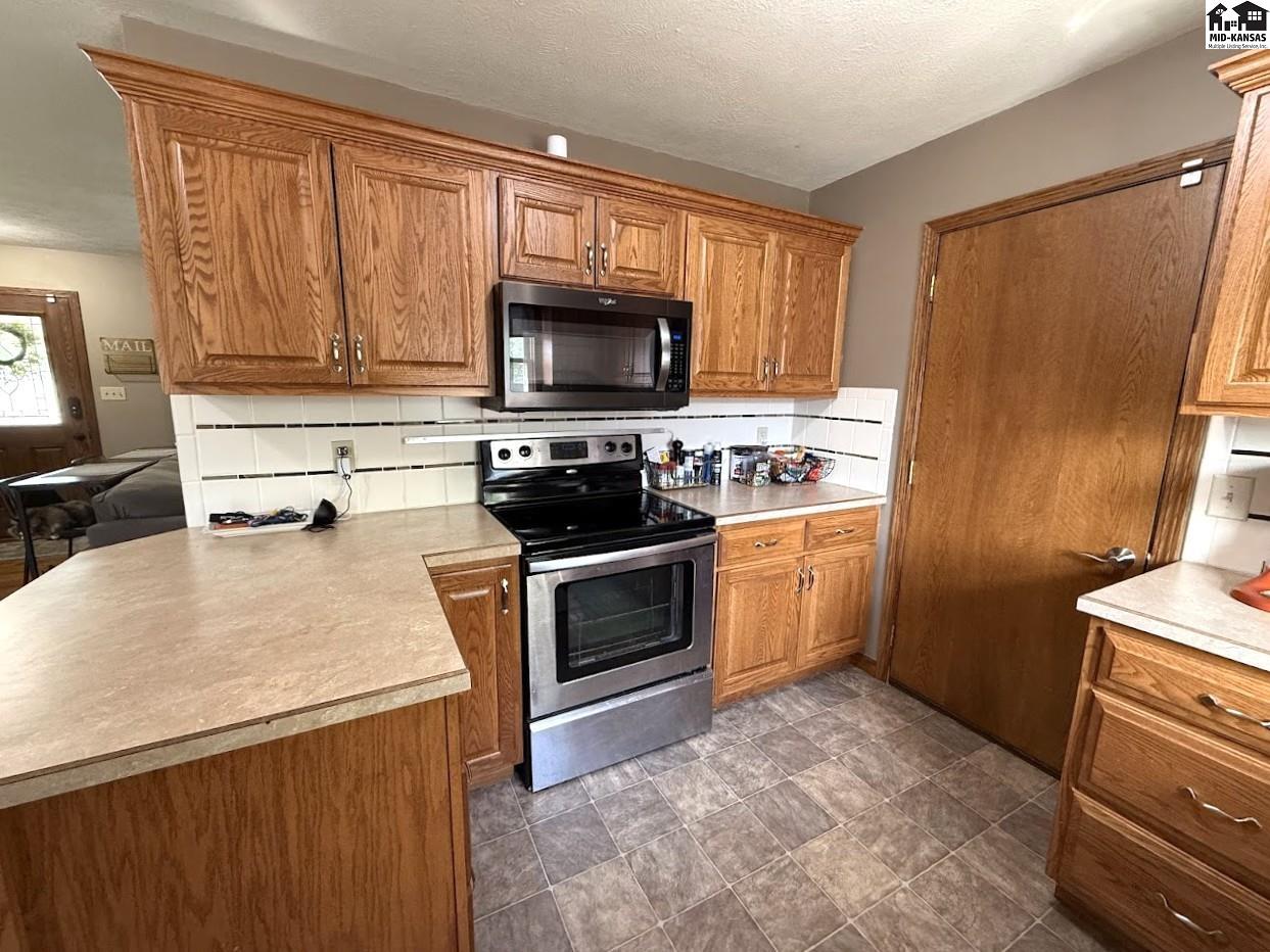 551 S Oak Street Mcpherson KS 67460