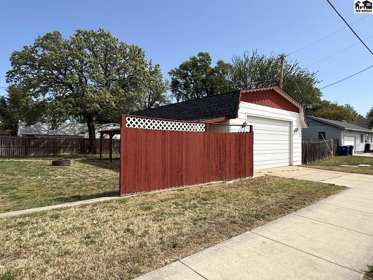 551 S Oak Street Mcpherson KS 67460