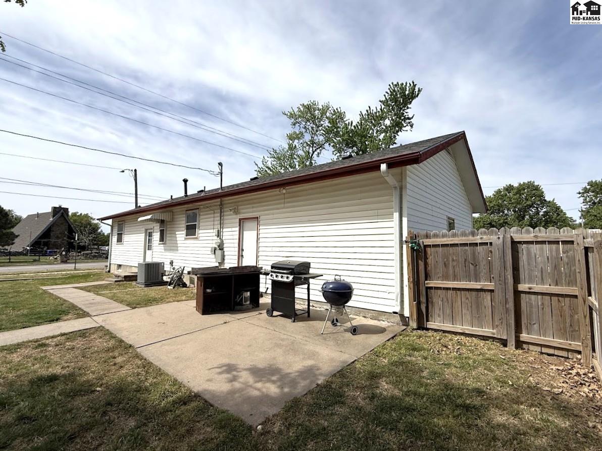 551 S Oak Street Mcpherson KS 67460