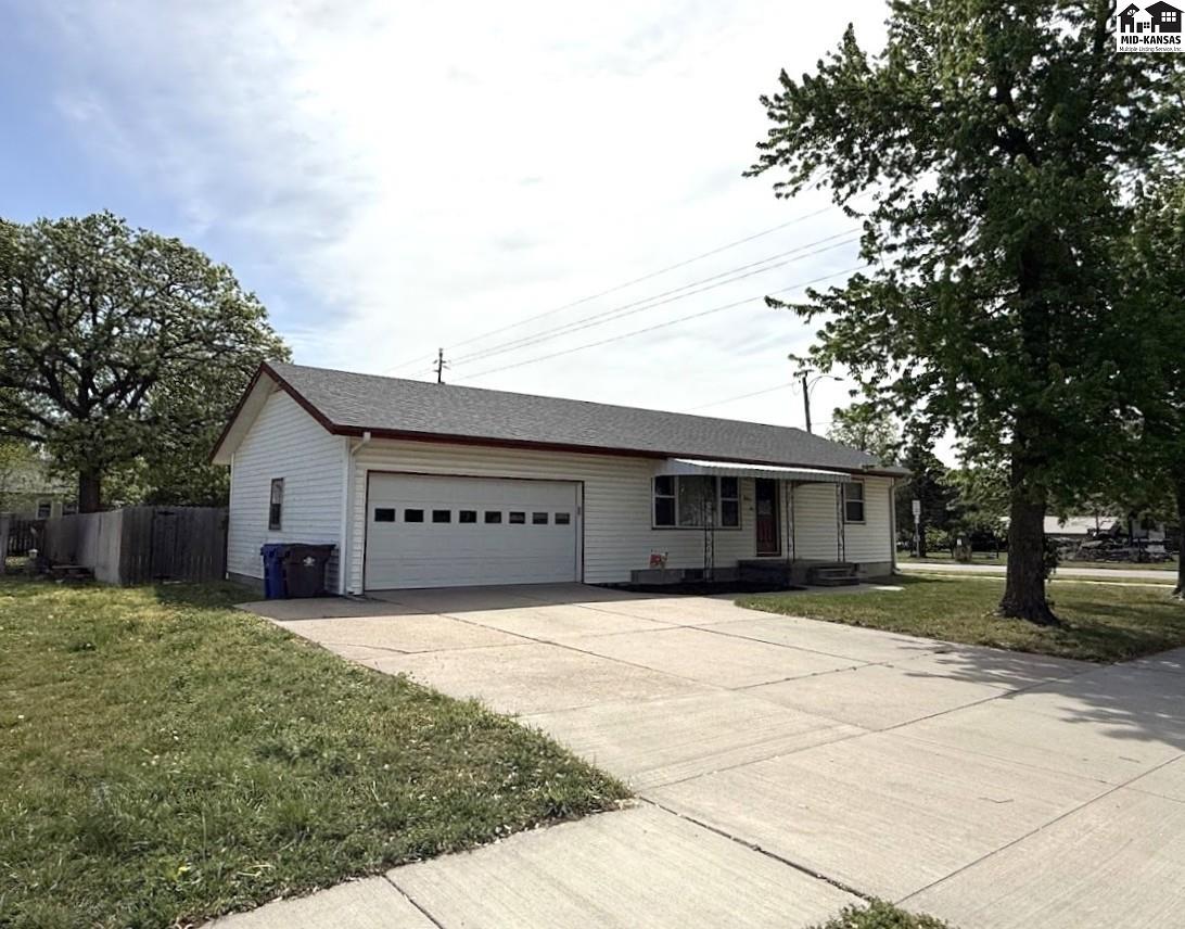 551 S Oak Street Mcpherson KS 67460