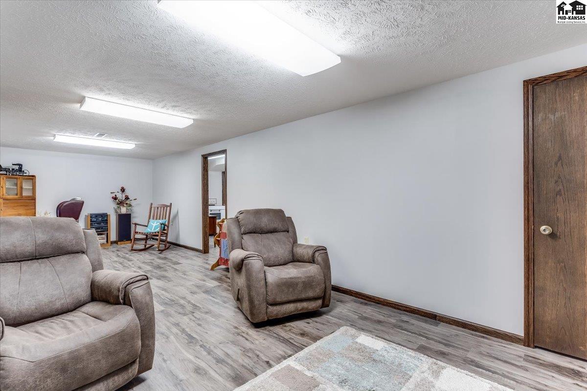 10 N Stadium Street Haven KS 67543