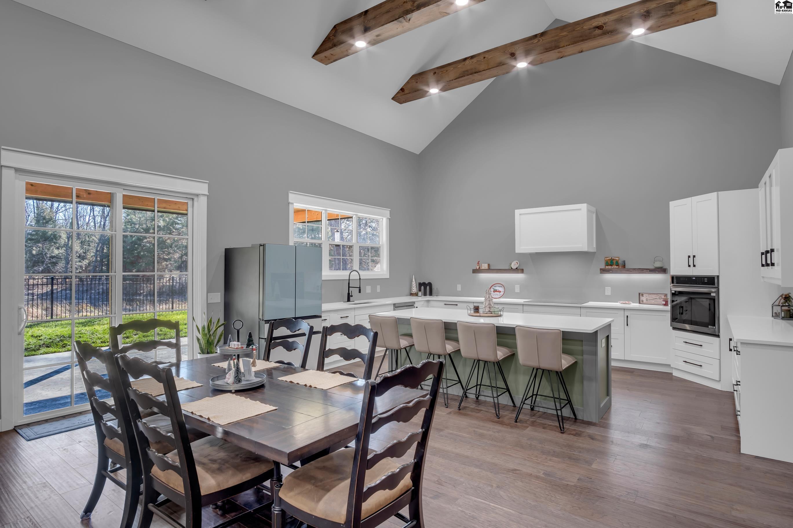 10606 Wildwood Drive Hutchinson KS 67502