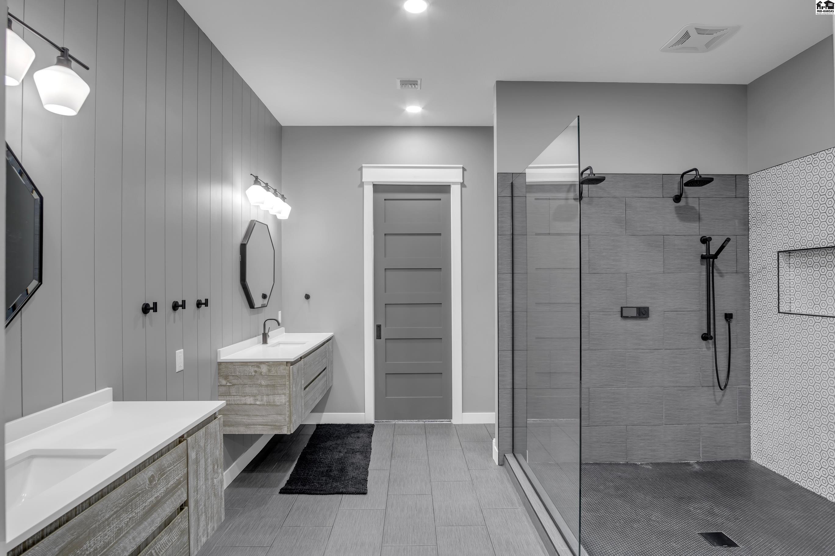 10606 Wildwood Drive Hutchinson KS 67502