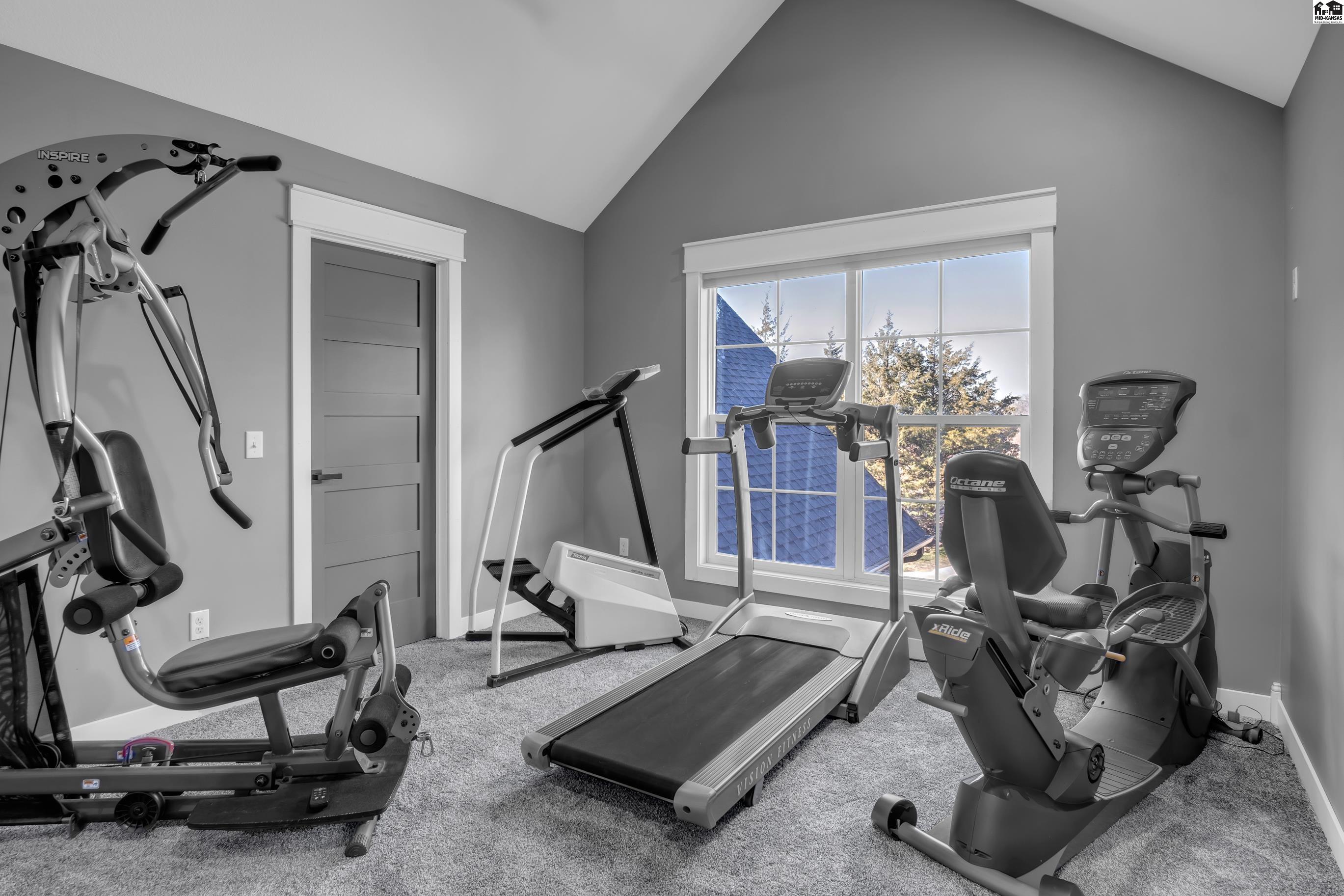 10606 Wildwood Drive Hutchinson KS 67502