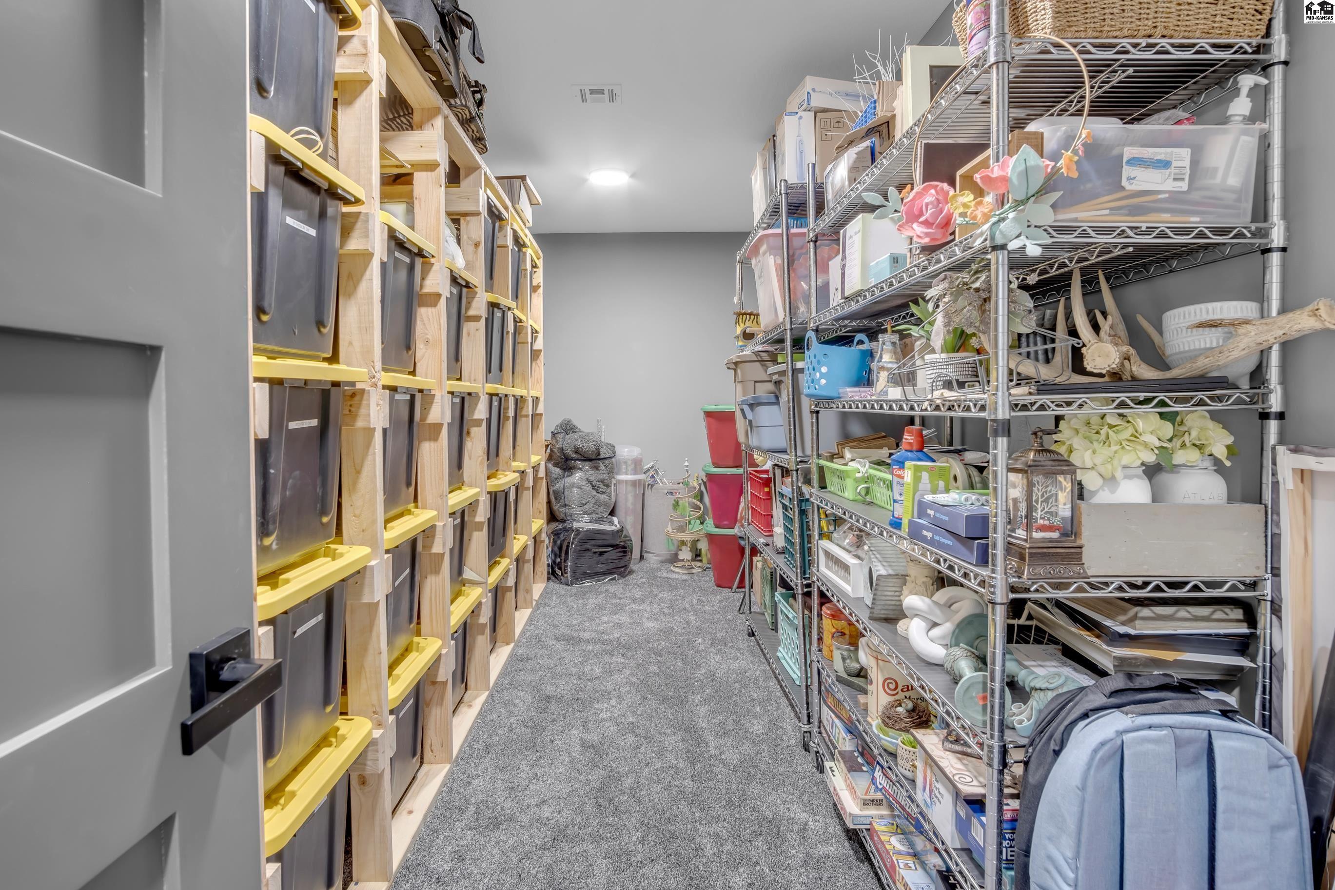 10606 Wildwood Drive Hutchinson KS 67502