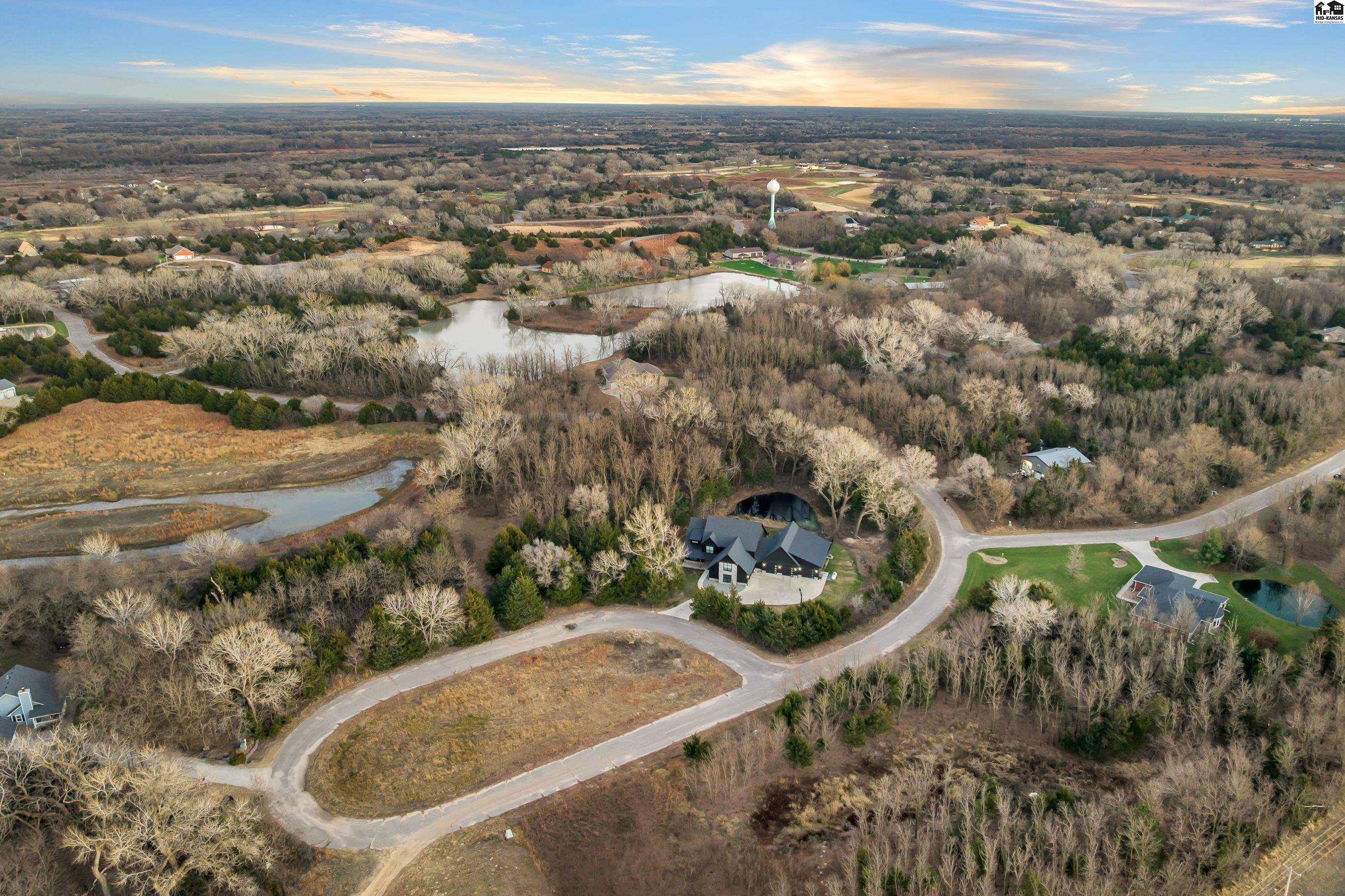 10606 Wildwood Drive Hutchinson KS 67502