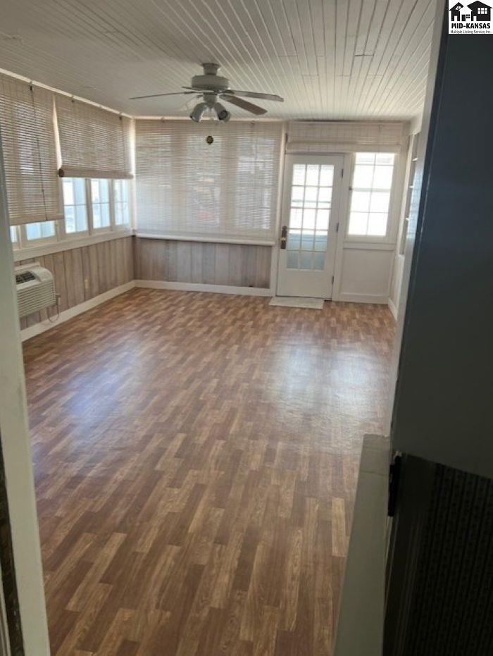 116 W 19th Avenue Hutchinson KS 67502