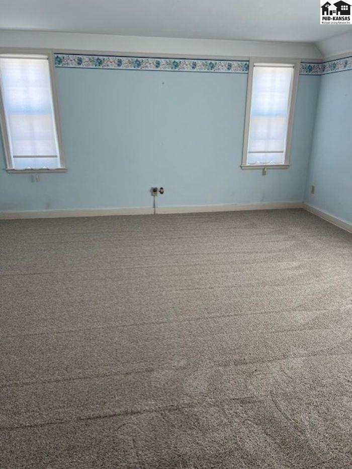 116 W 19th Avenue Hutchinson KS 67502