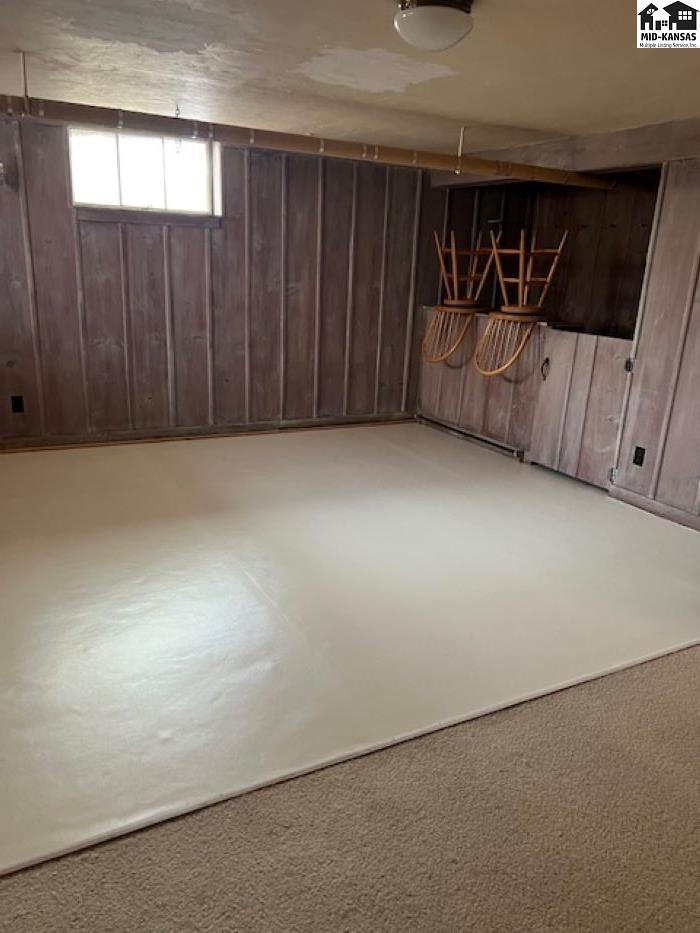 116 W 19th Avenue Hutchinson KS 67502