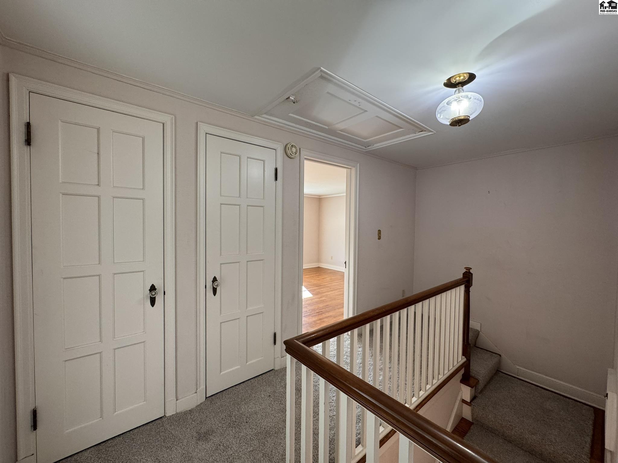 116 W 19th Avenue Hutchinson KS 67502