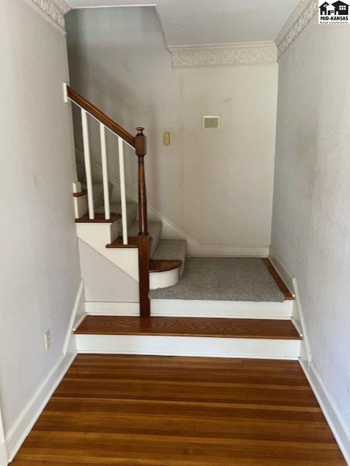 116 W 19th Avenue Hutchinson KS 67502