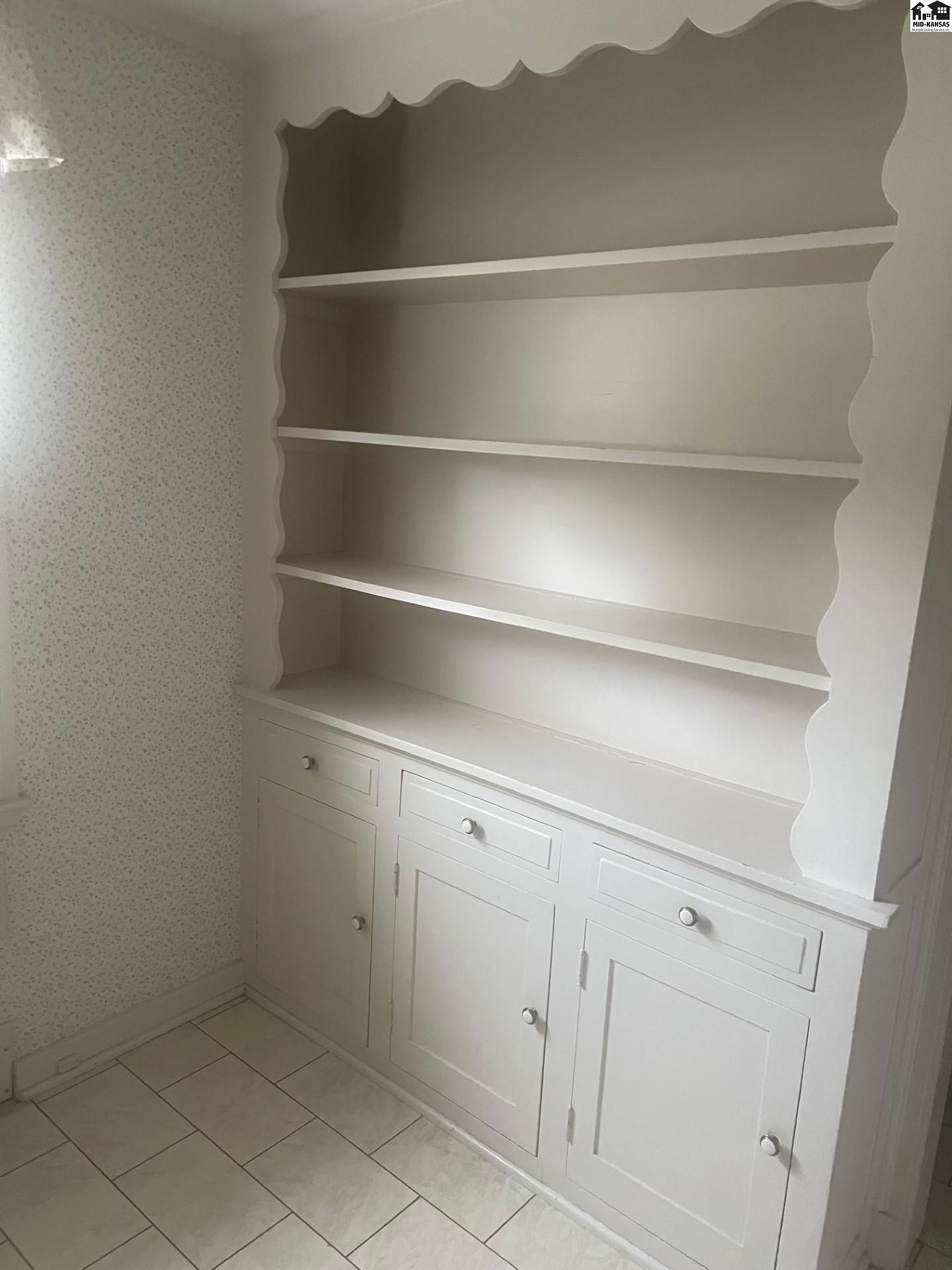 116 W 19th Avenue Hutchinson KS 67502