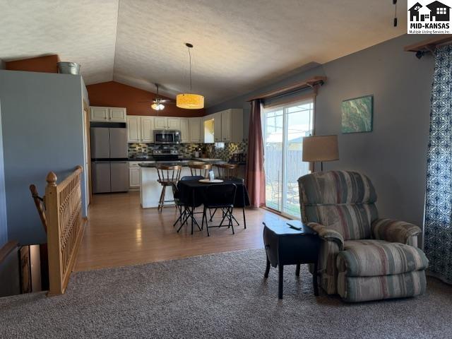 302 E 37th Avenue Hutchinson KS 67502