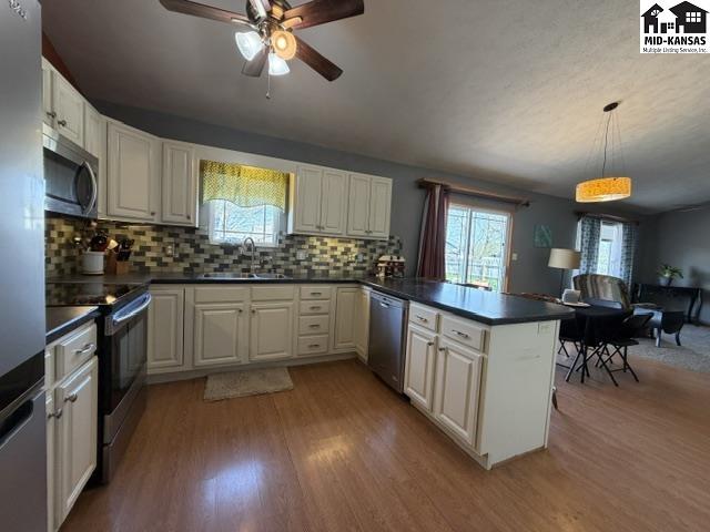 302 E 37th Avenue Hutchinson KS 67502