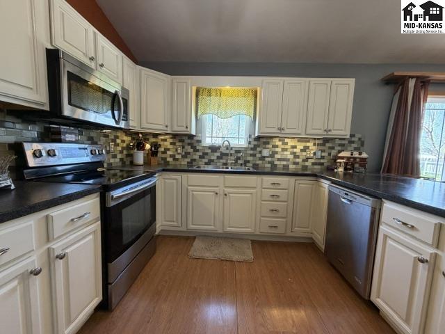 302 E 37th Avenue Hutchinson KS 67502