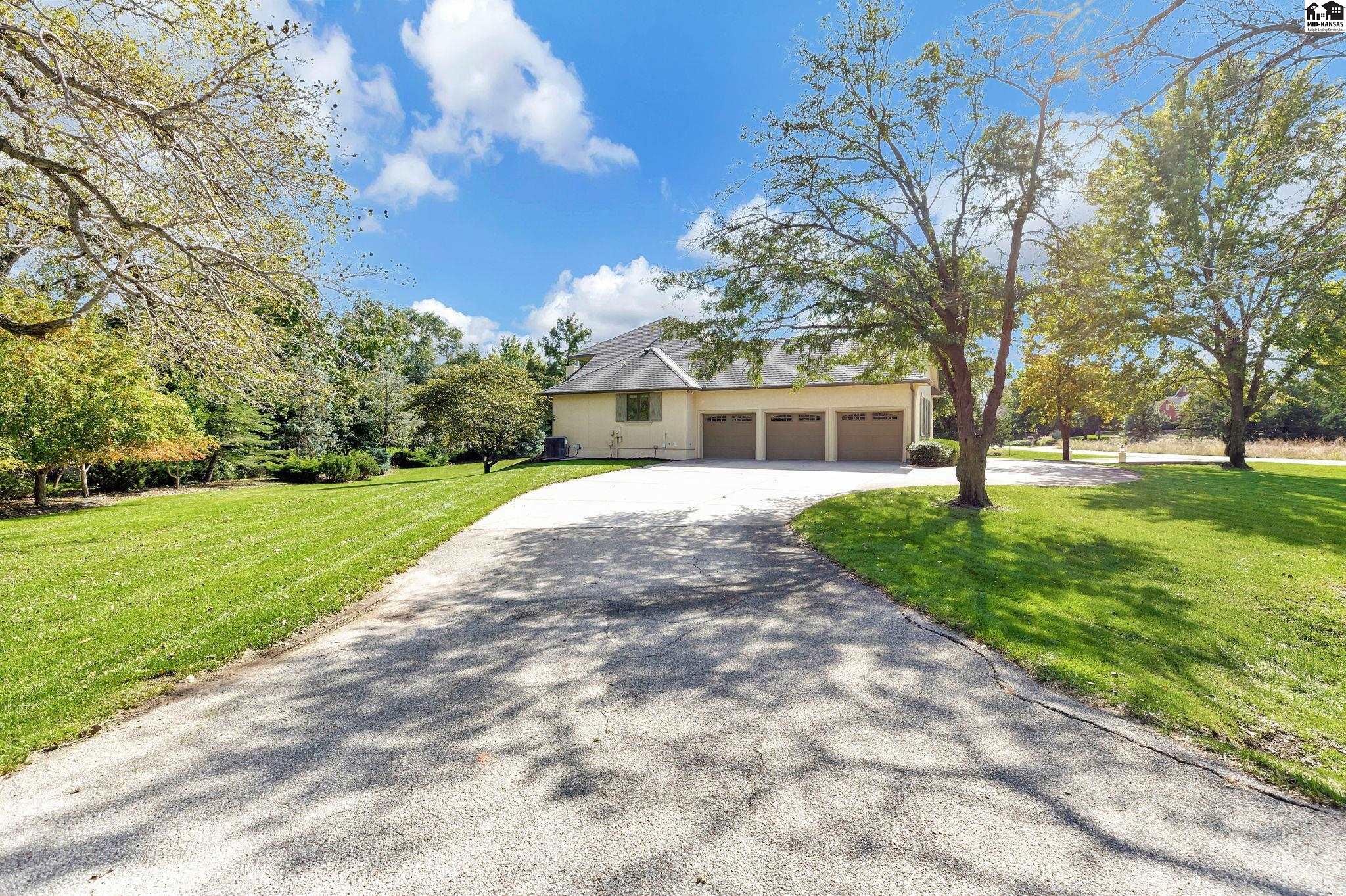 4603 Spyglass Drive Hutchinson KS 67502