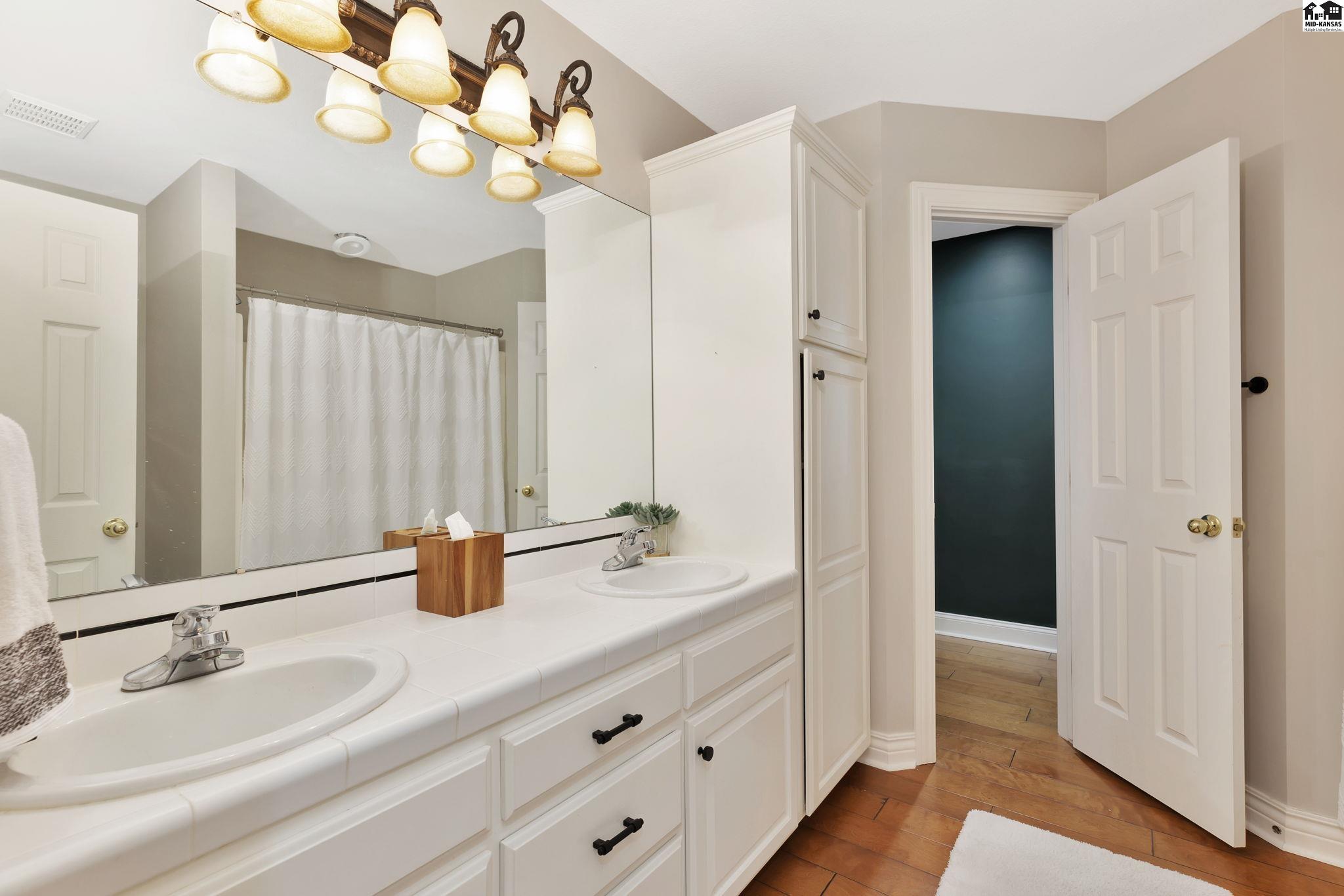 4603 Spyglass Drive Hutchinson KS 67502