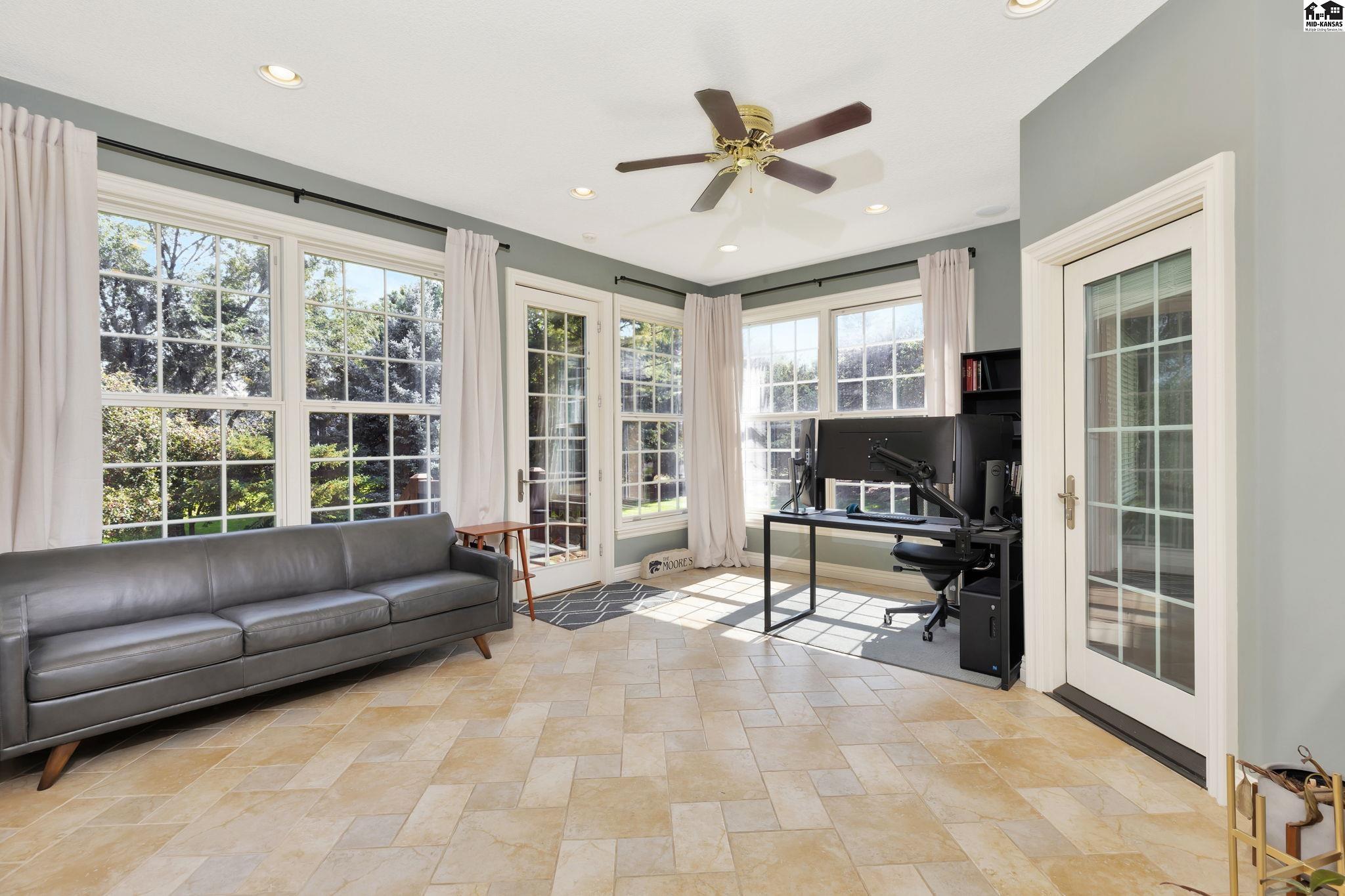 4603 Spyglass Drive Hutchinson KS 67502