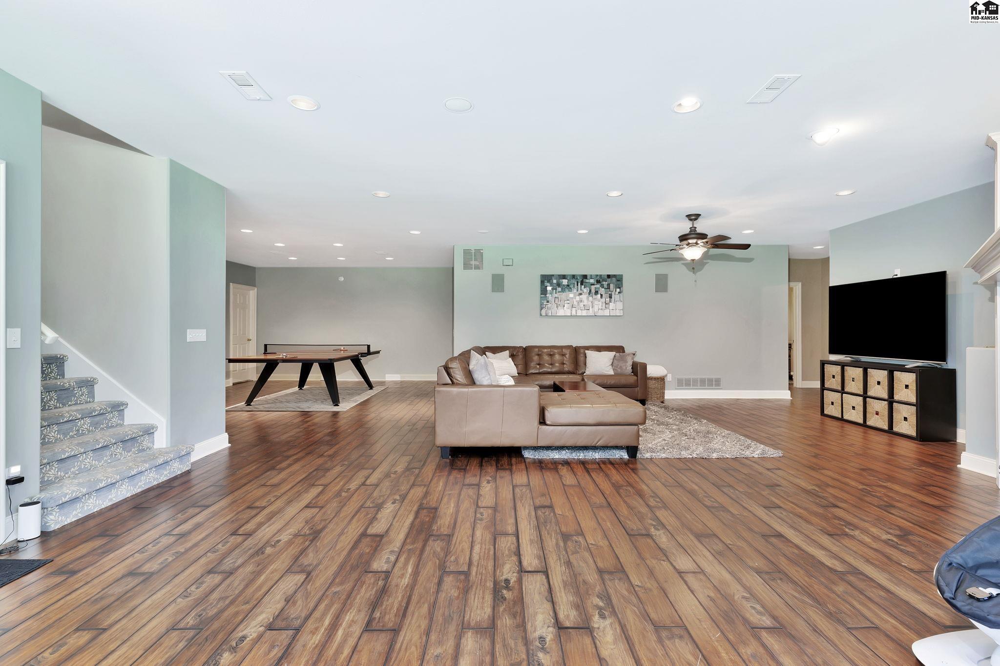 4603 Spyglass Drive Hutchinson KS 67502