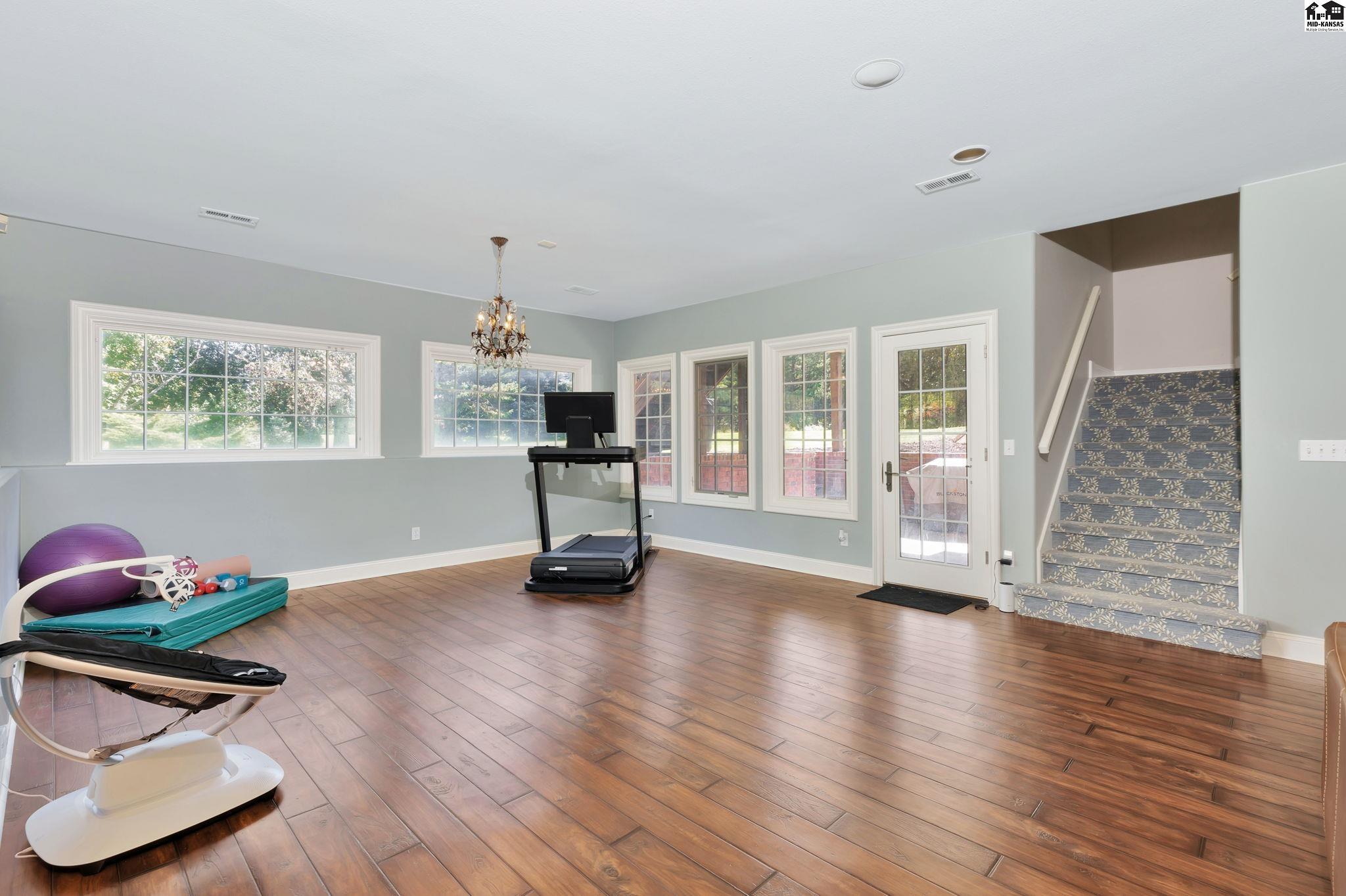 4603 Spyglass Drive Hutchinson KS 67502