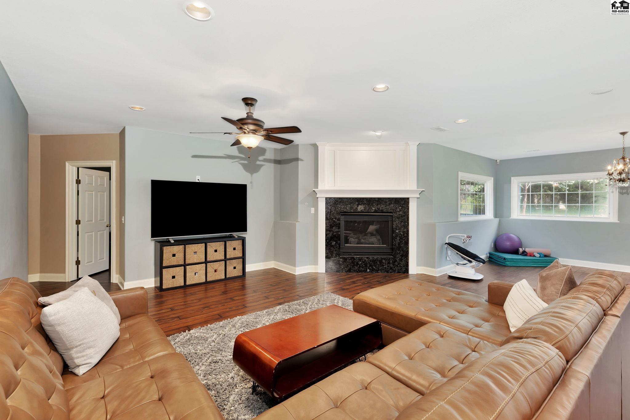 4603 Spyglass Drive Hutchinson KS 67502