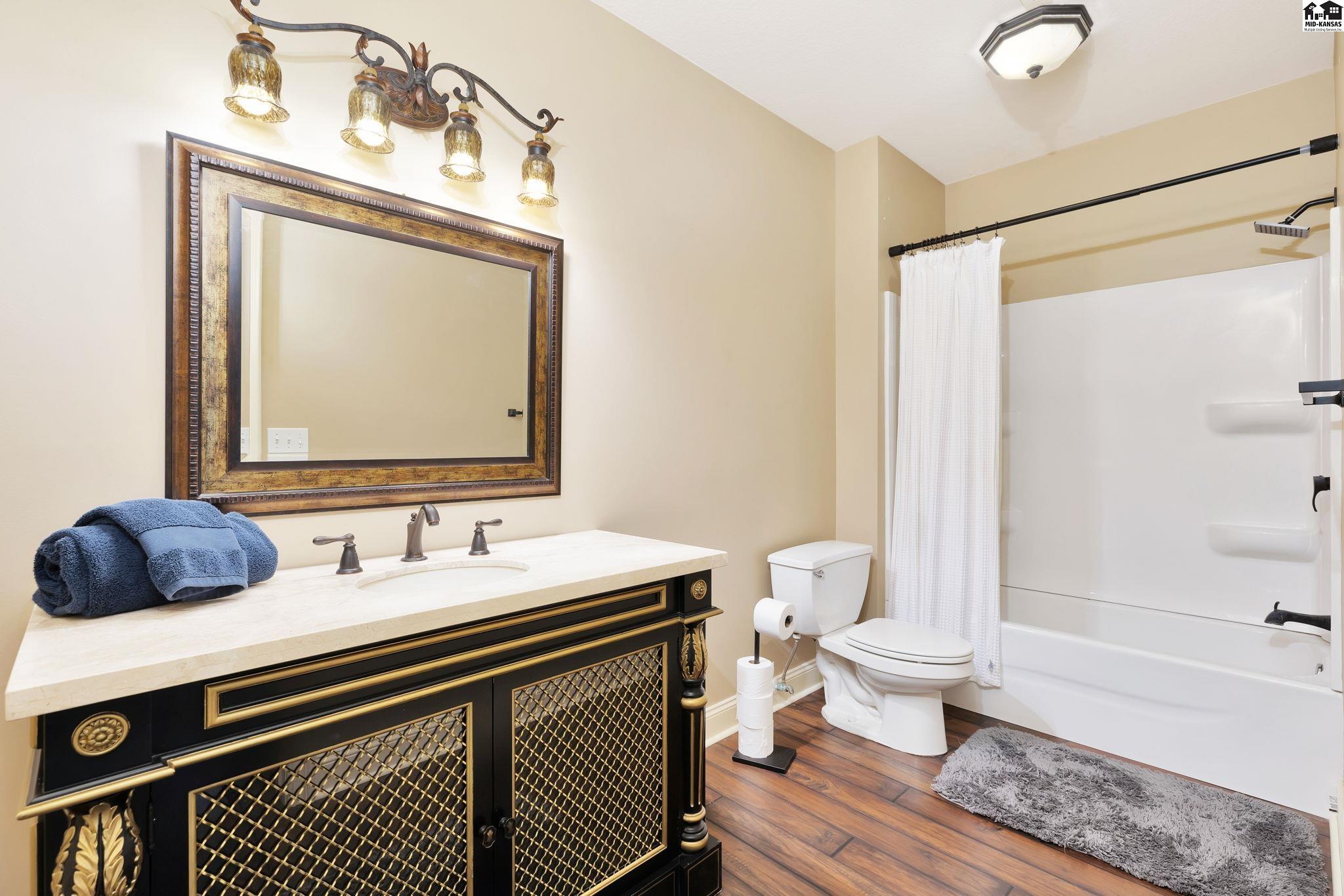 4603 Spyglass Drive Hutchinson KS 67502