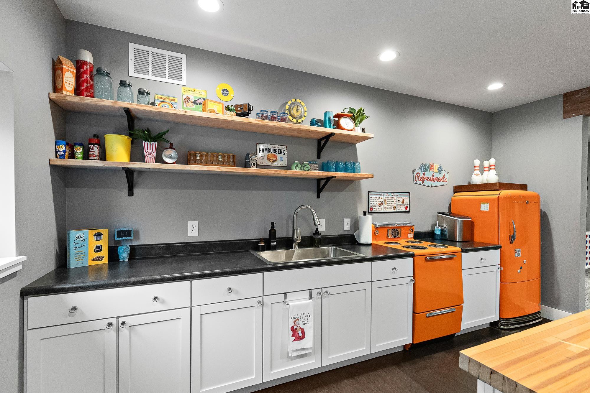 1900 E 56th Avenue Hutchinson KS 67502