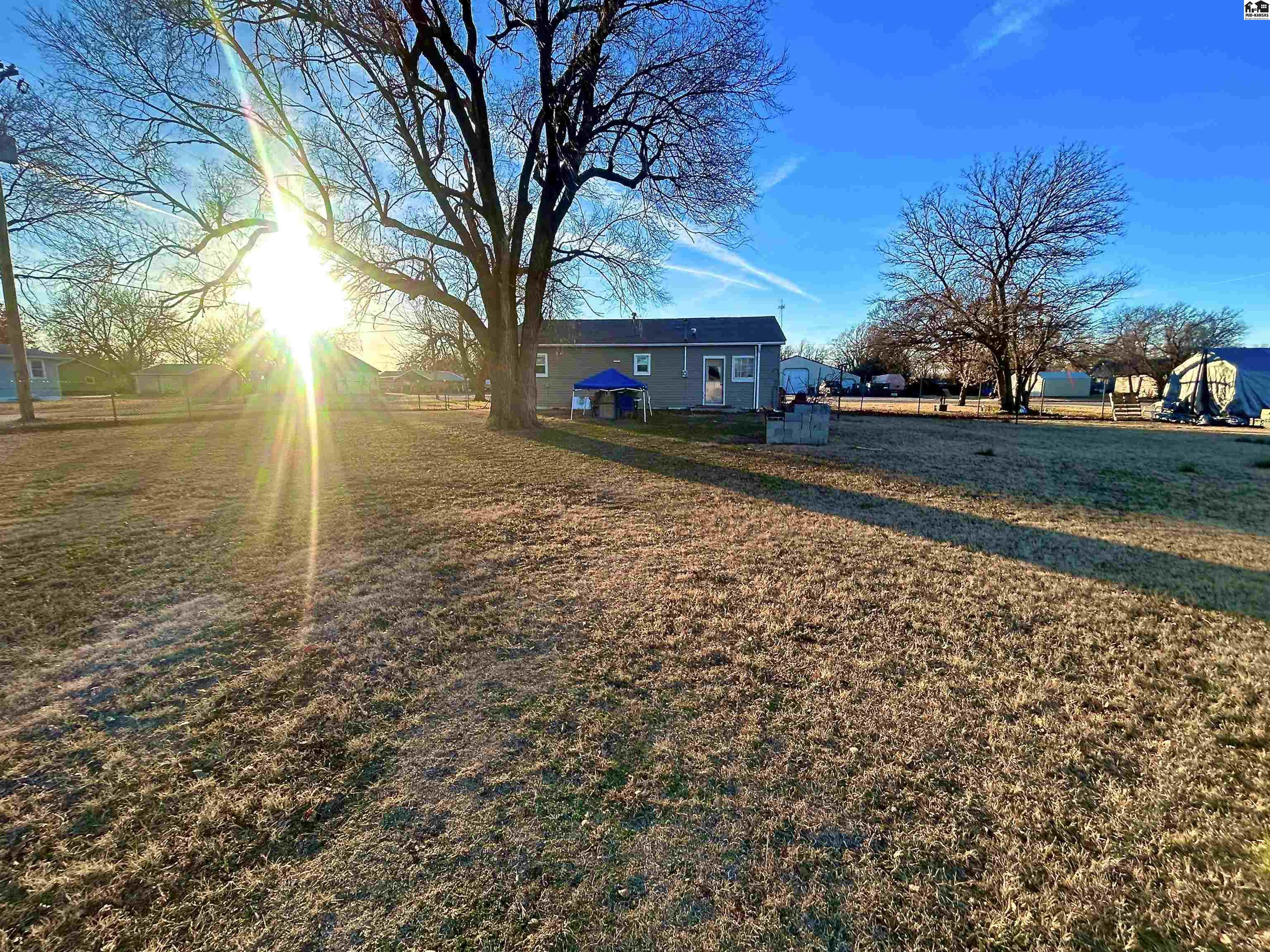 120 S Elm Street Arlington KS 67514